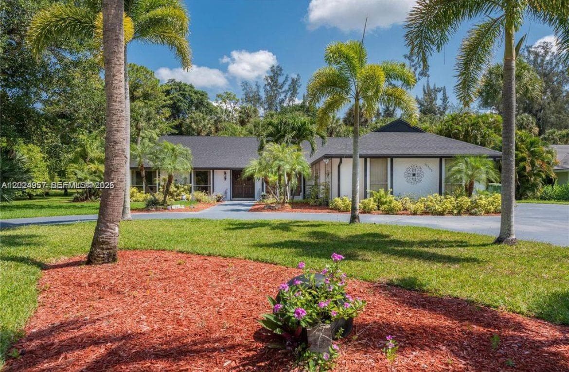 13353 Doubletree Cir, Wellington, FL 33414 photo 3