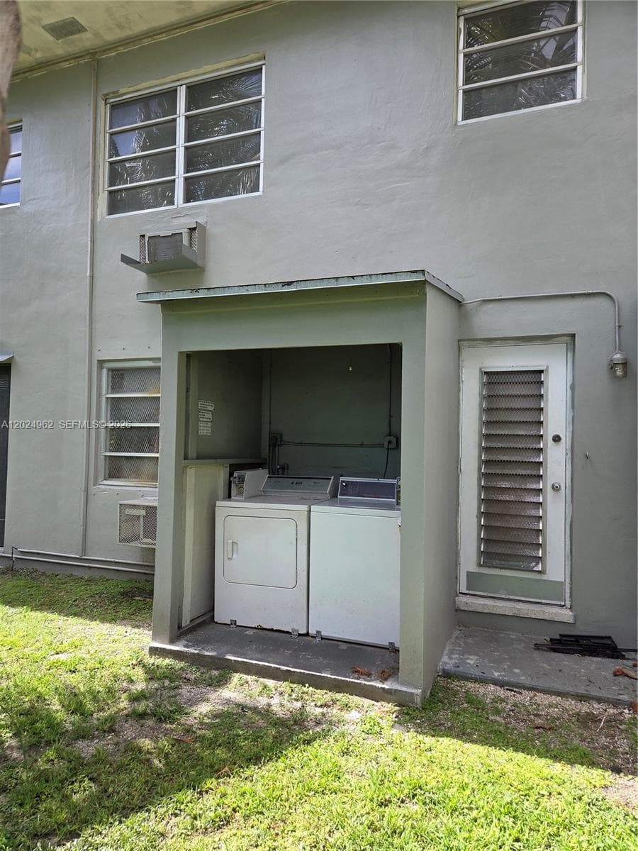 511 NE 82nd Ter, Miami, FL 33138 photo 4