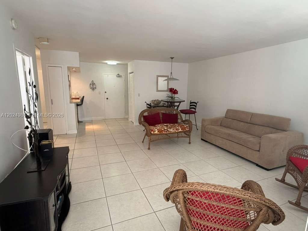5313 Collins Ave # 1109, Miami Beach, FL 33140 photo 4