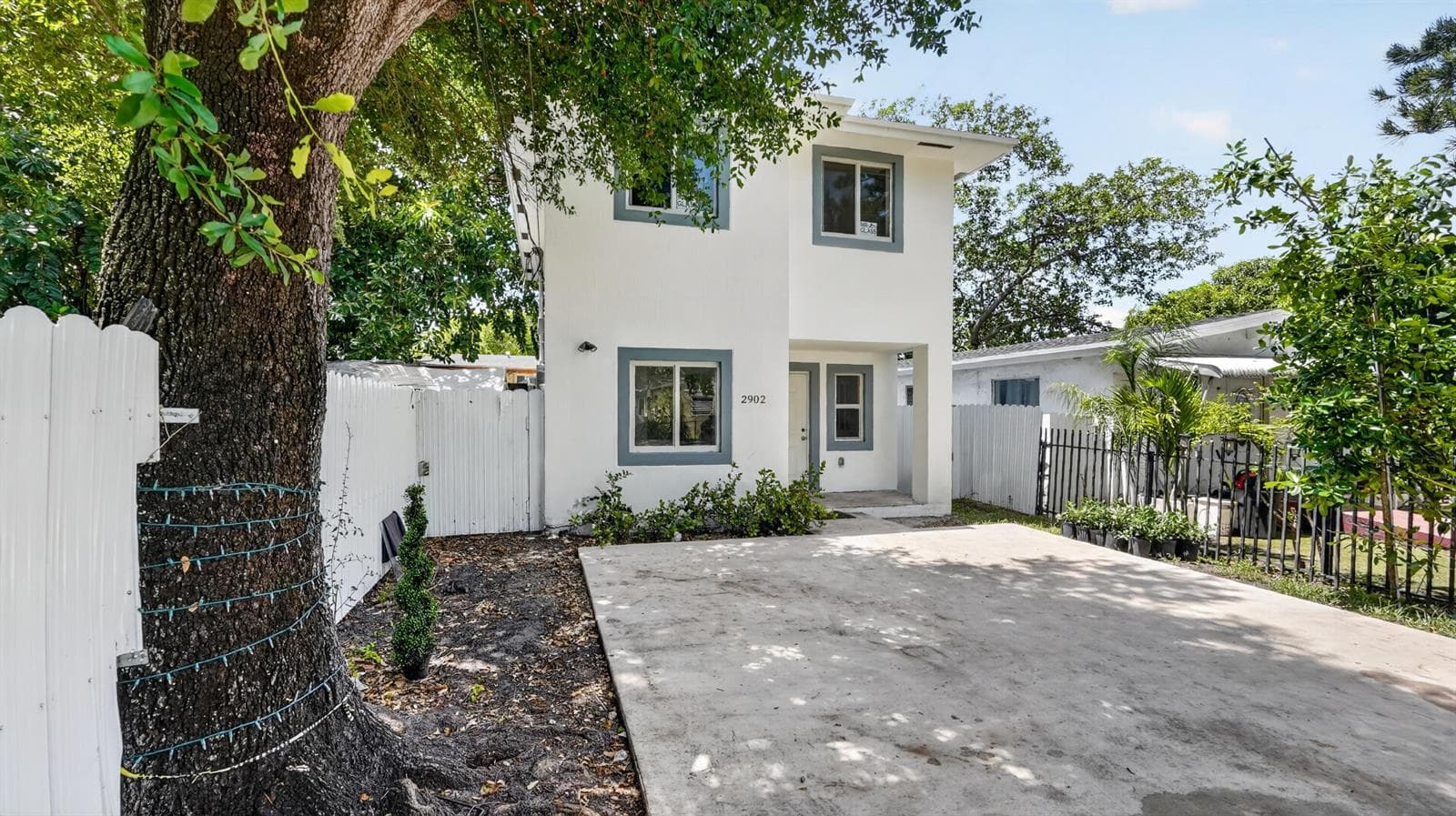 2902 NW 44th Street, Miami, FL 33142 photo 2
