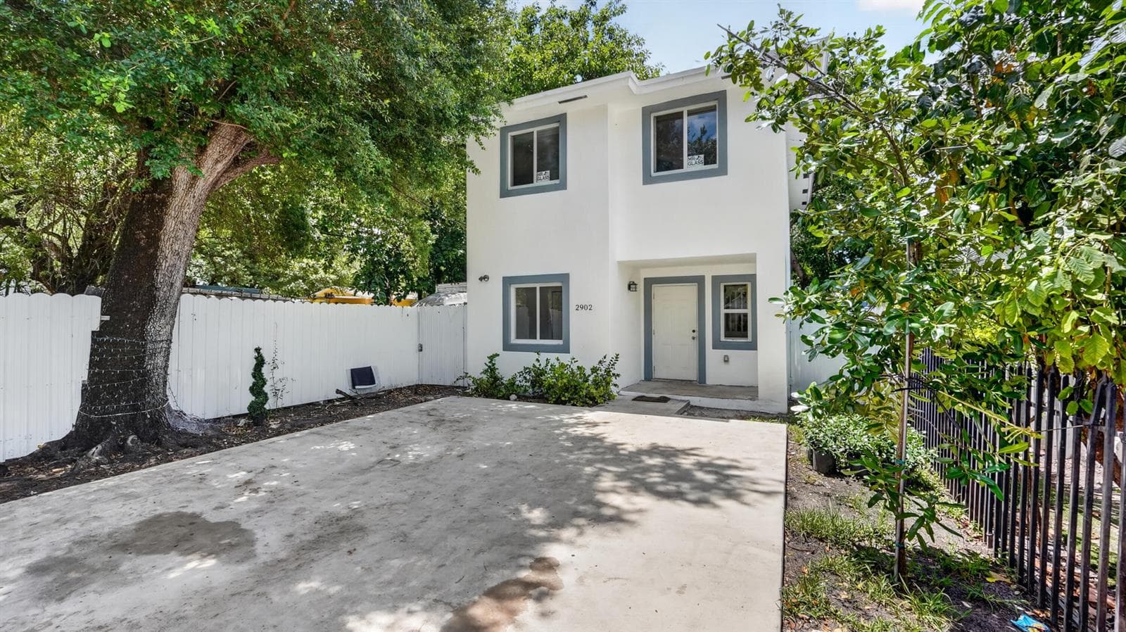 2902 NW 44th Street, Miami, FL 33142 photo 4