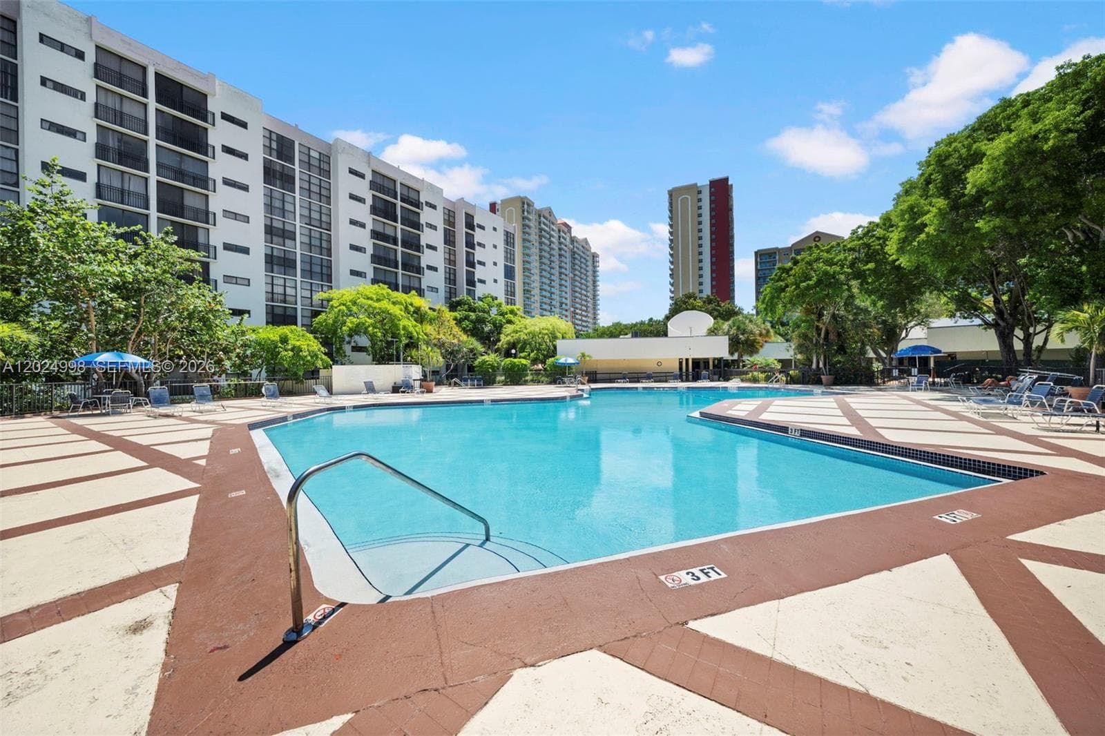 17011 N Bay Rd # 417, Sunny Isles Beach, FL 33160 photo 2