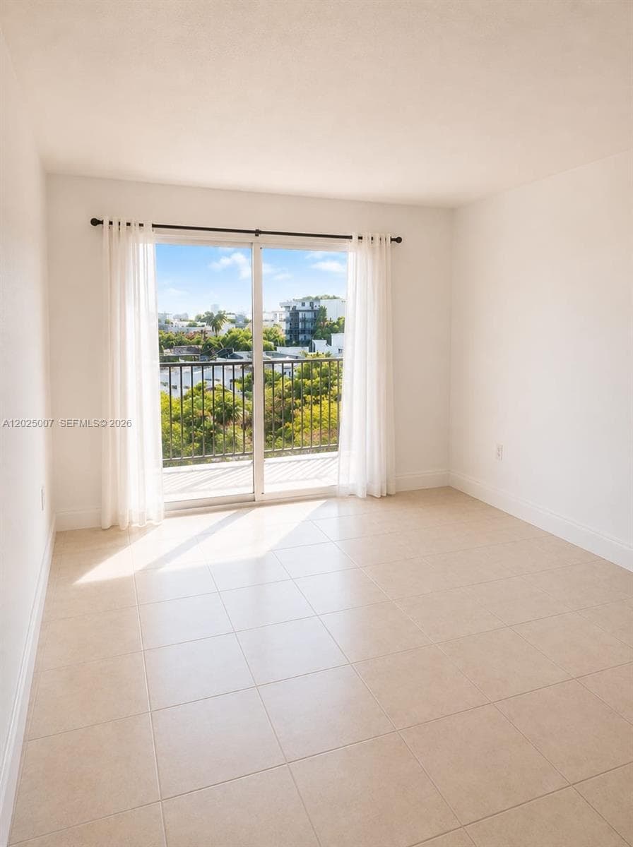 1975 Normandy Dr # 406, Miami Beach, FL 33141 photo 5