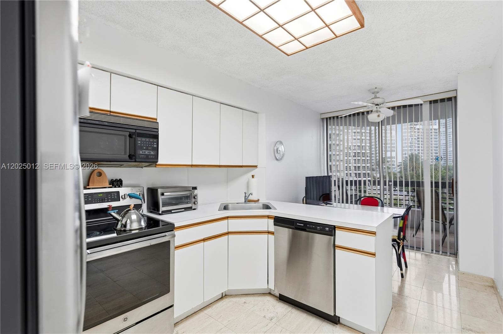 19195 NE 36th Ct # 502, Aventura, FL 33180 photo 5