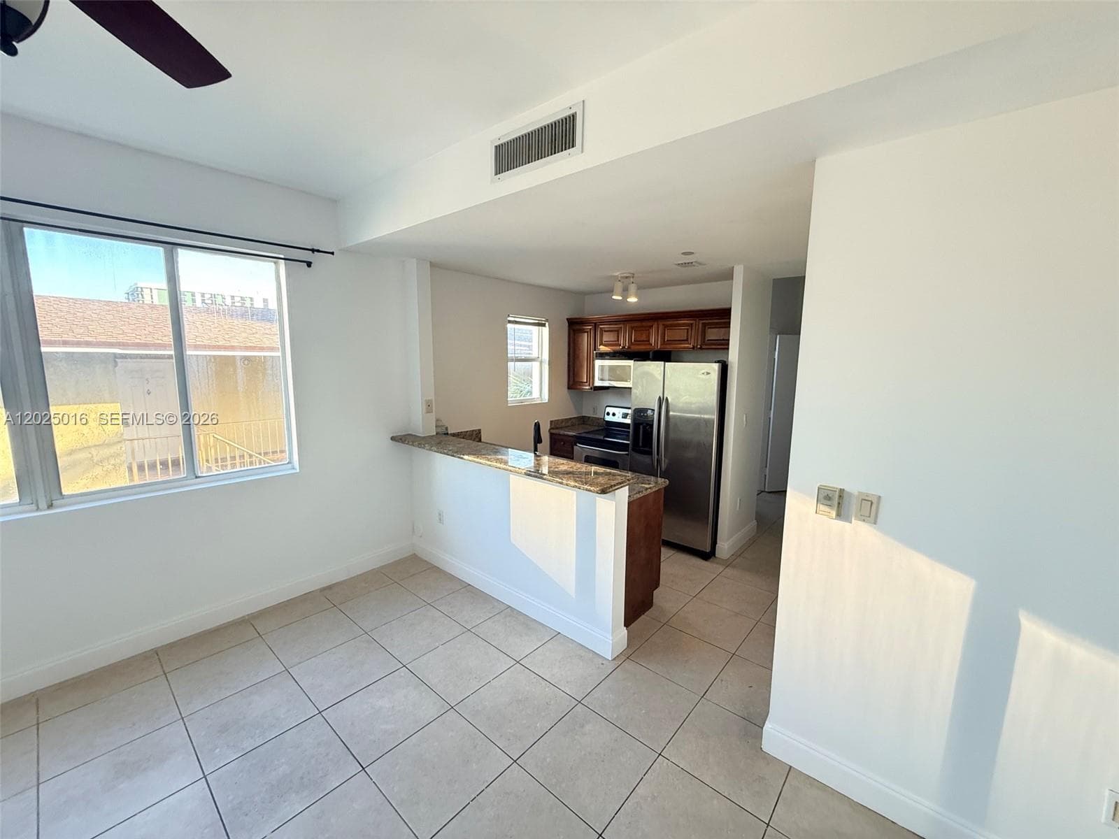 400 SW 2nd St # 201, Miami, FL 33130 photo 3