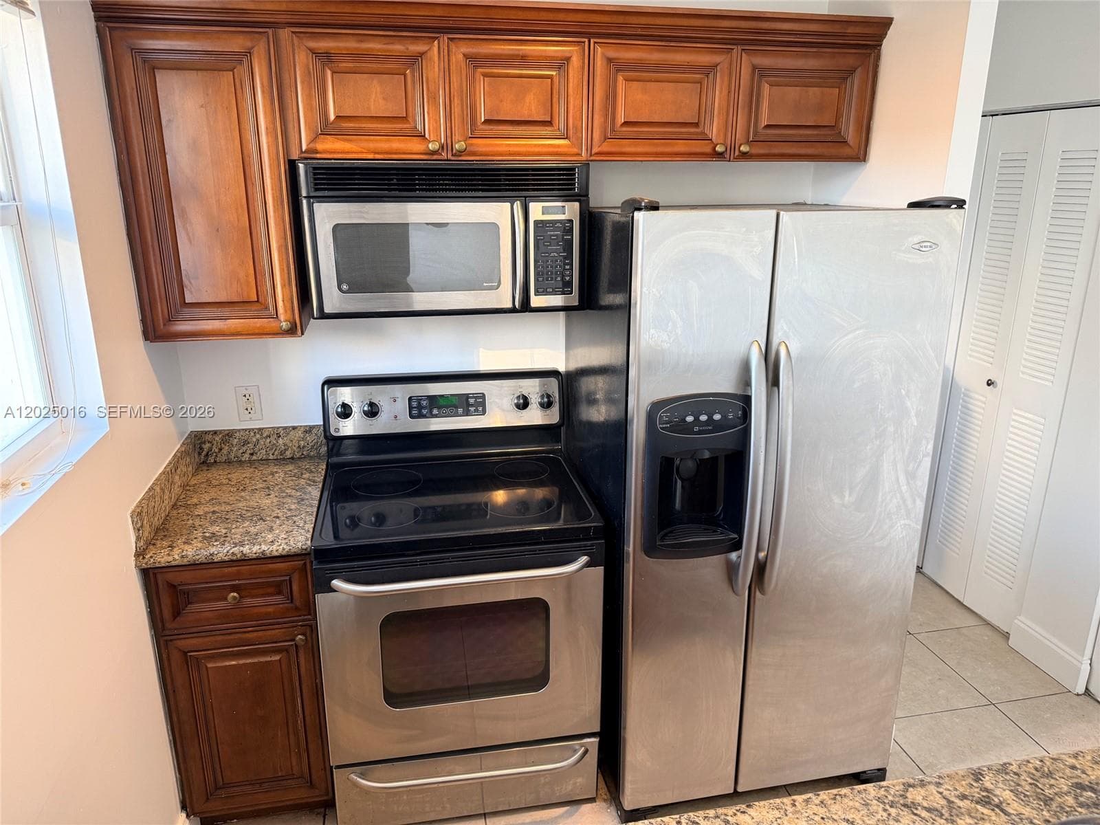 400 SW 2nd St # 201, Miami, FL 33130 photo 5