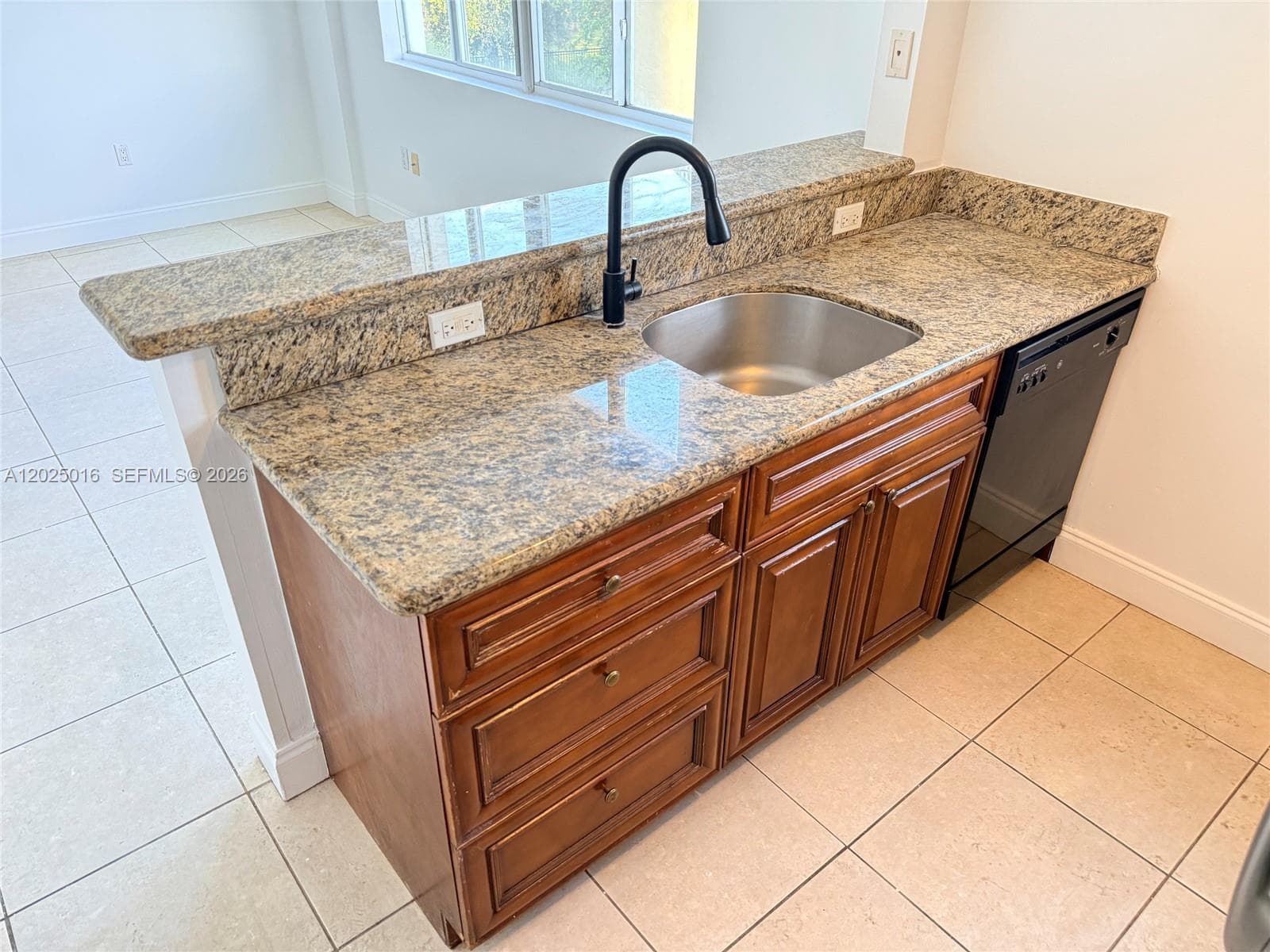 400 SW 2nd St # 201, Miami, FL 33130 photo 4