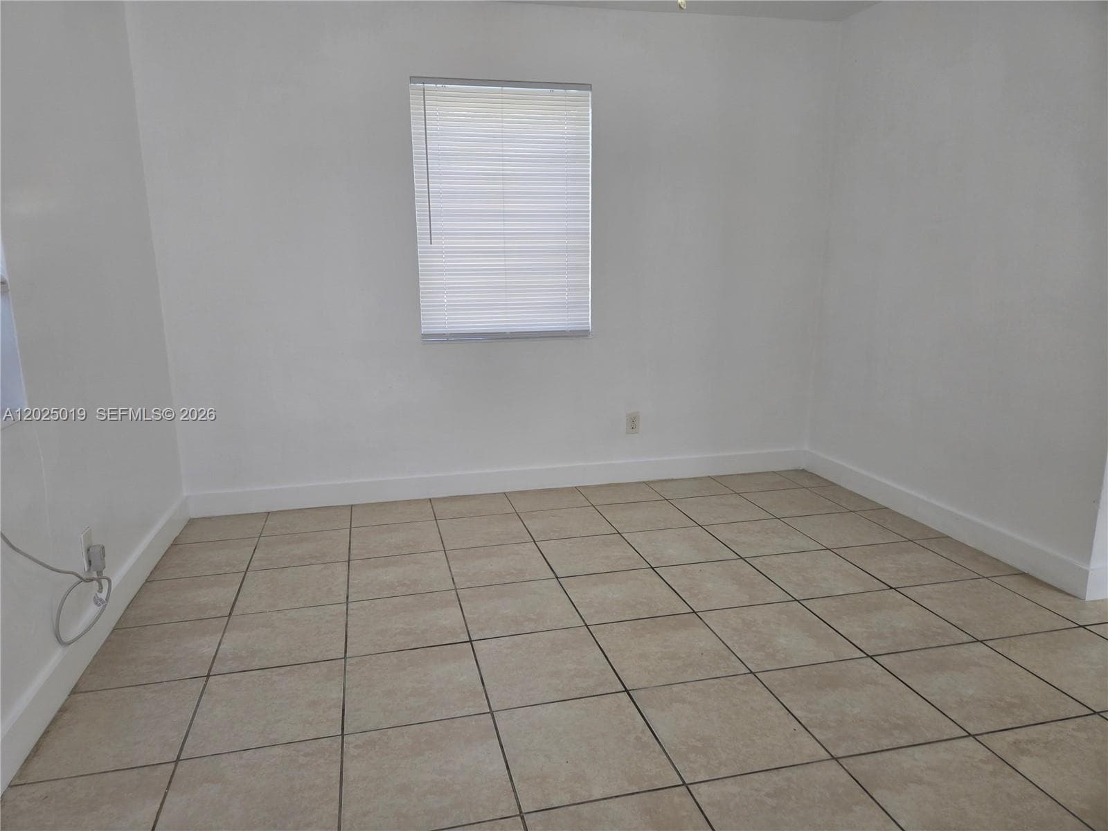 408 NW 8th St # 408, Hallandale Beach, FL 33009 photo 2