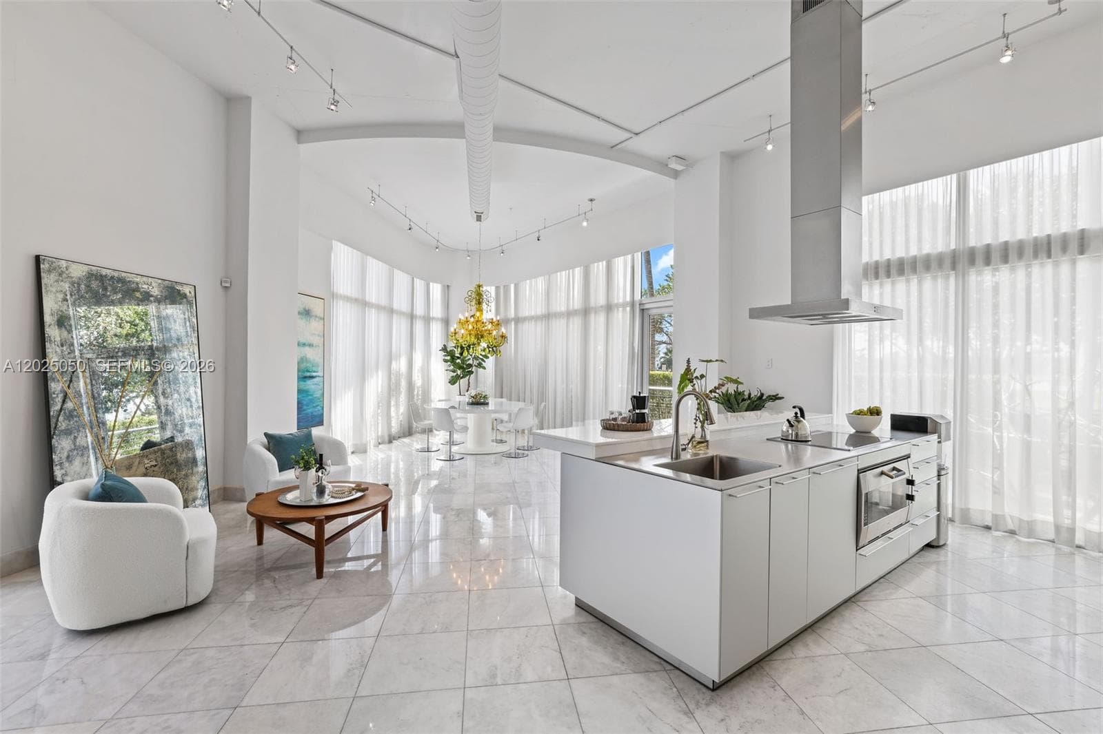 2001 Meridian Ave # 101, Miami Beach, FL 33139 photo 2