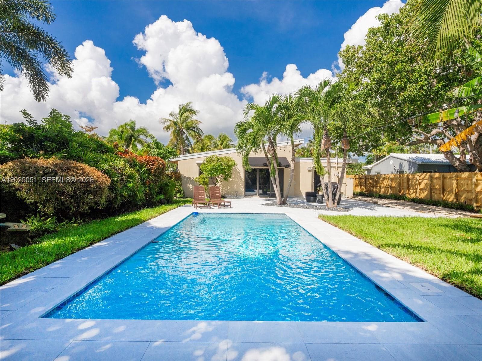 1212 NE 17th Ter, Fort Lauderdale, FL 33304 photo 2