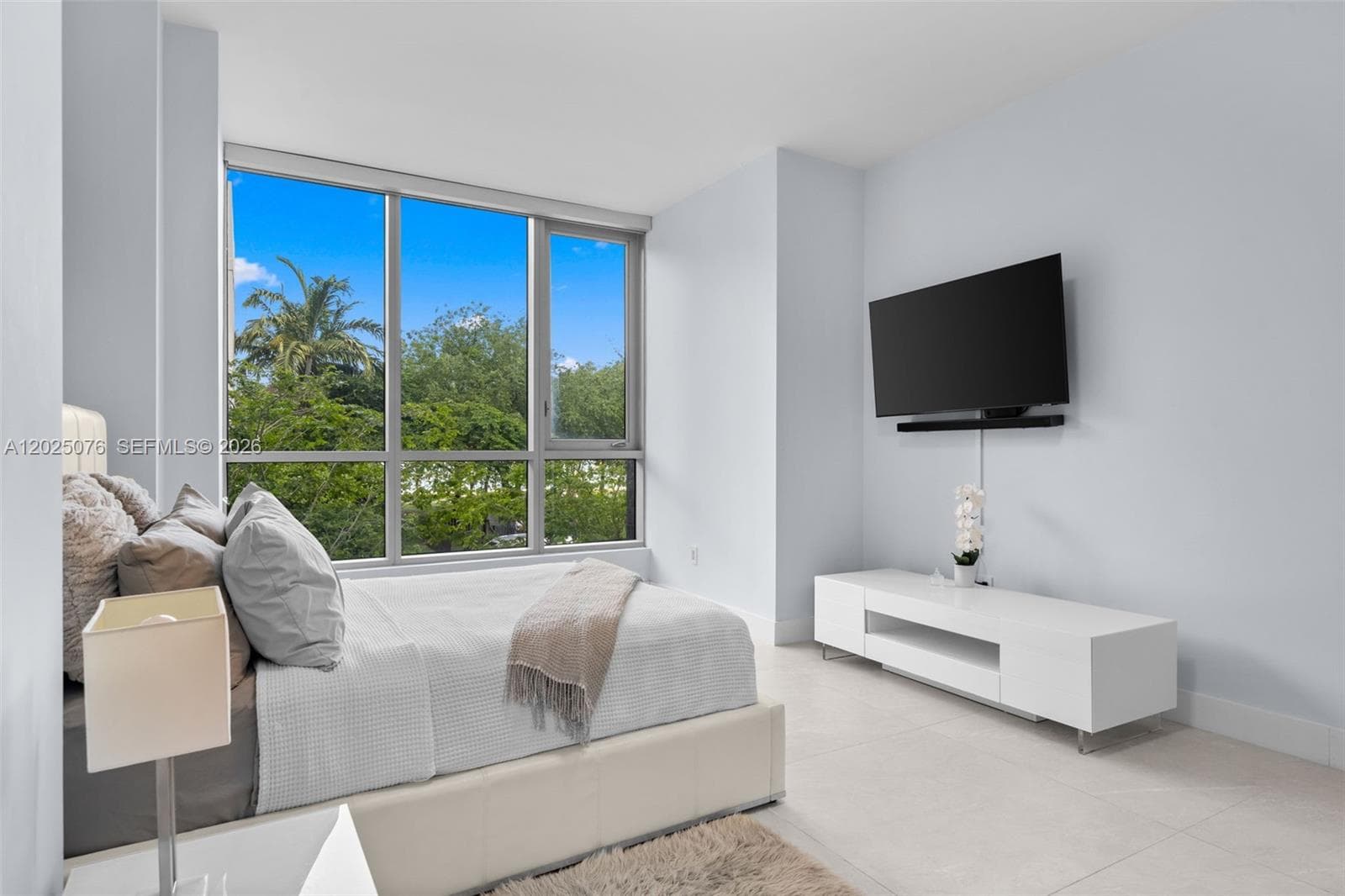 650 NE 32nd St # BH4, Miami, FL 33137 photo 5