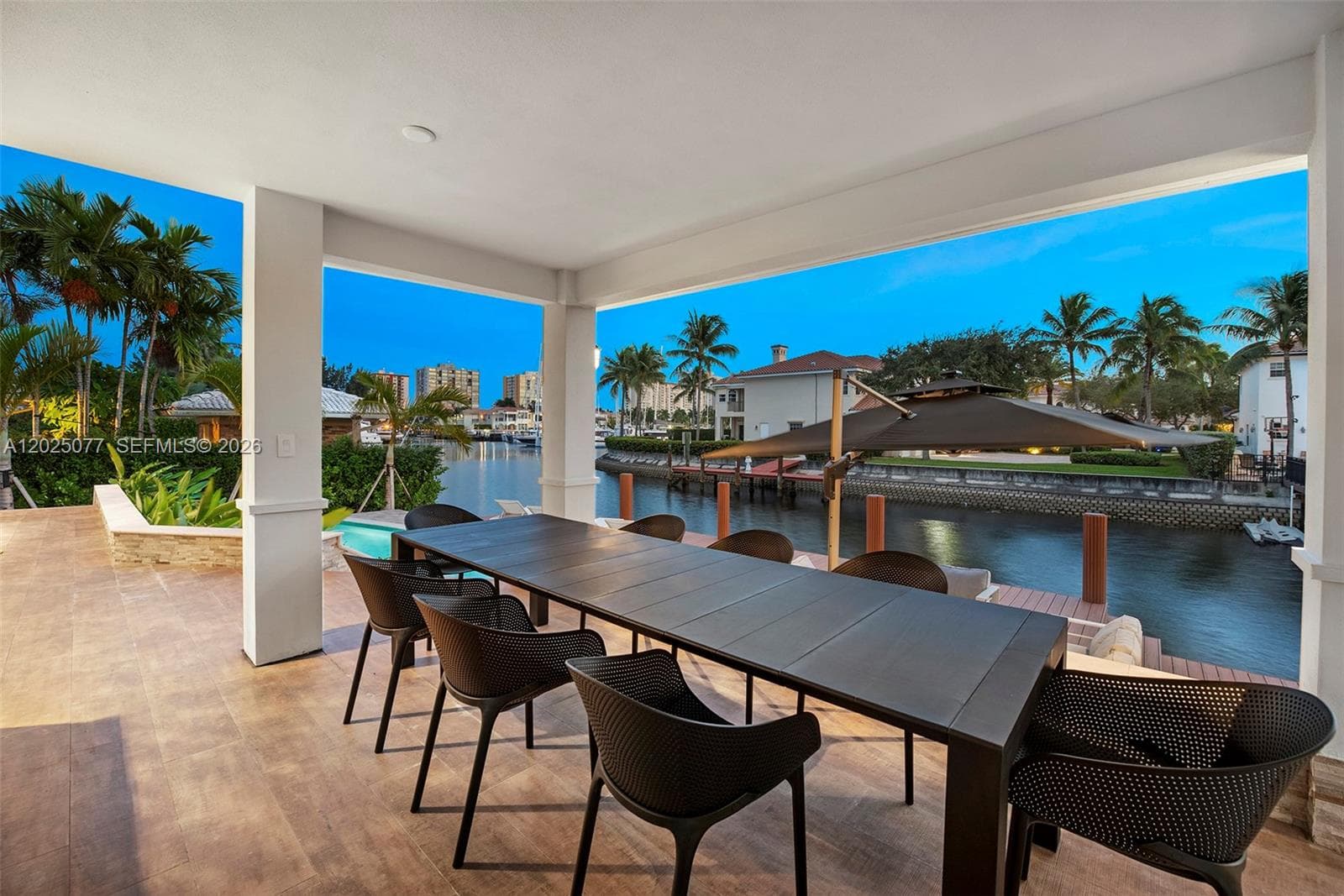 850 Washington St, Hollywood, FL 33019 photo 4