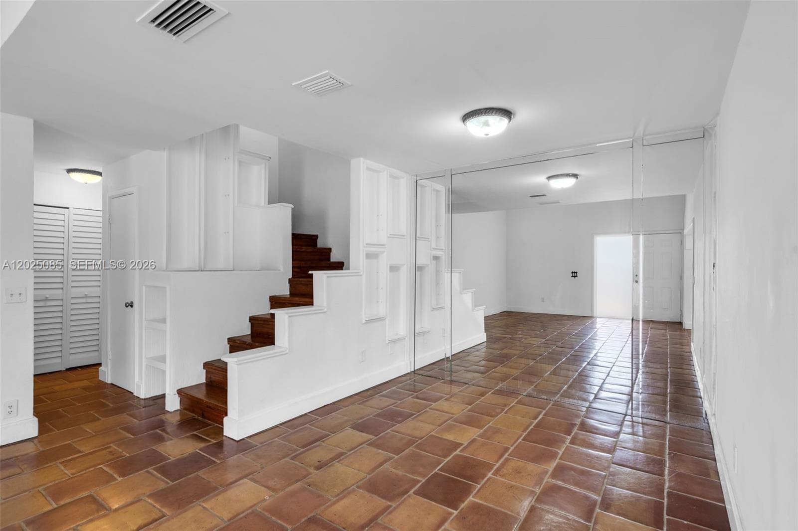 20908 Leeward Ct # 231-3, Aventura, FL 33180 photo 2