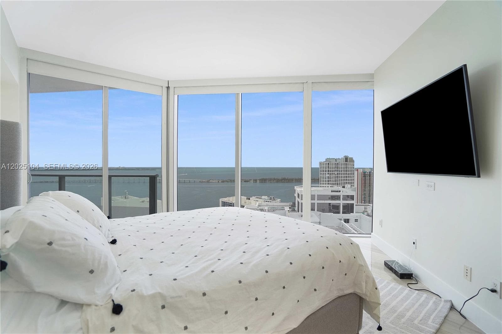 1300 Brickell Bay Dr # 3402, Miami, FL 33131 photo 2