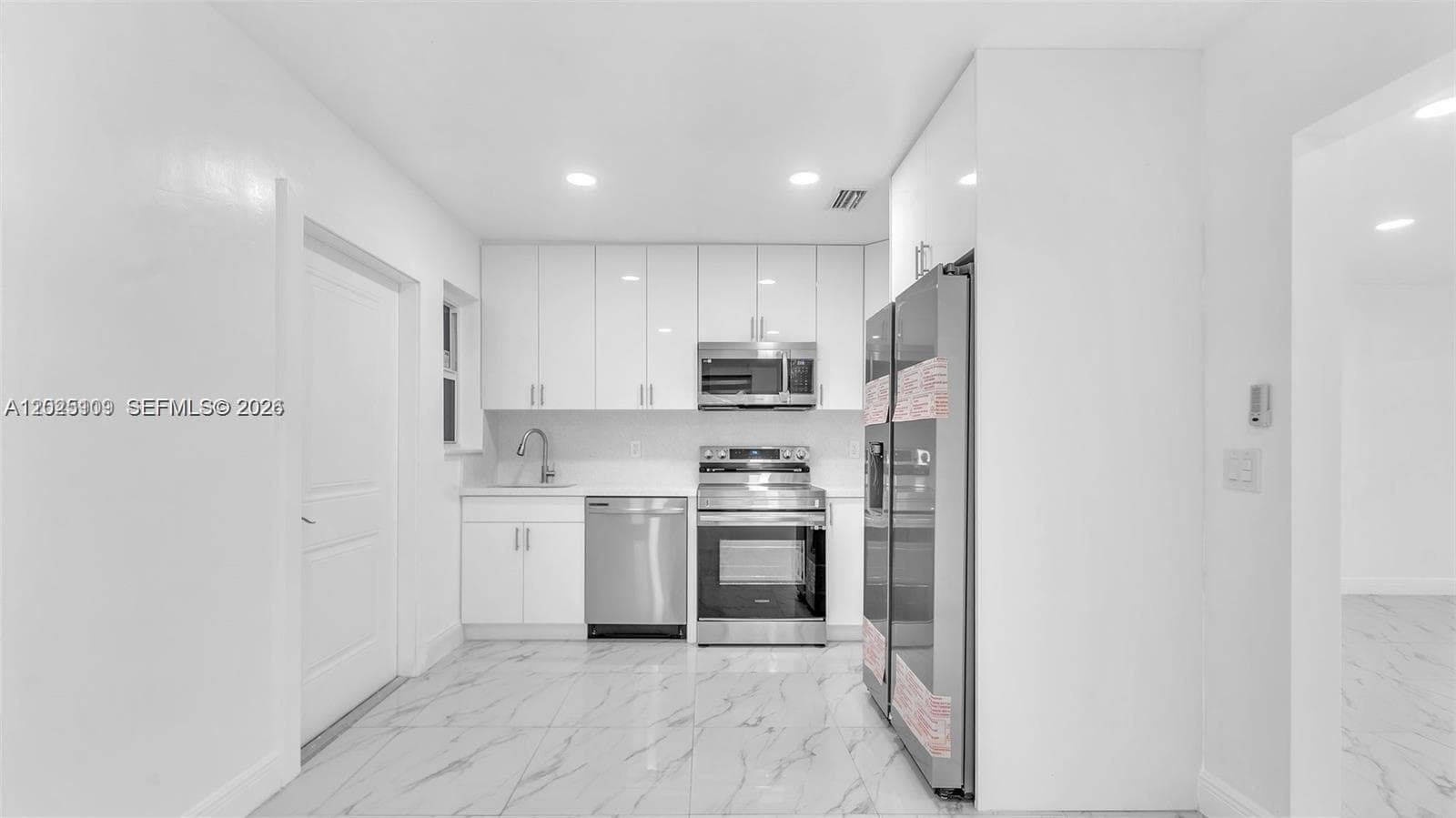 3375 SW 1st St, Miami, FL 33135 photo 4