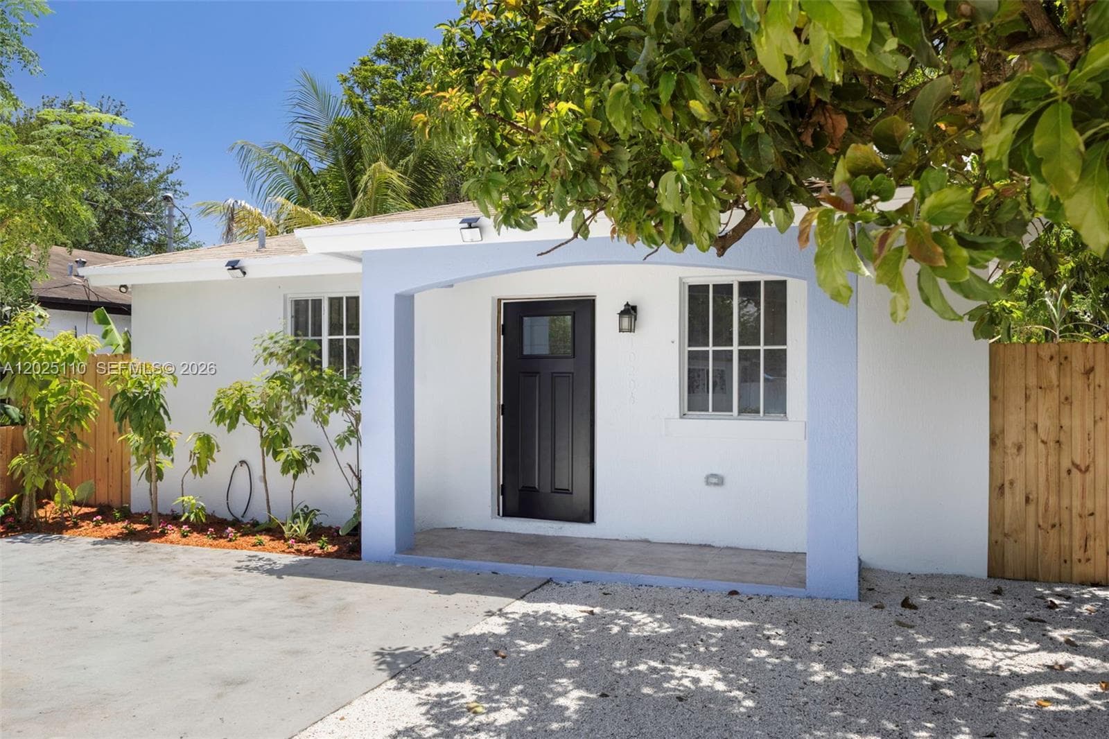 10204 SW 173rd St, Miami, FL 33157 photo 2