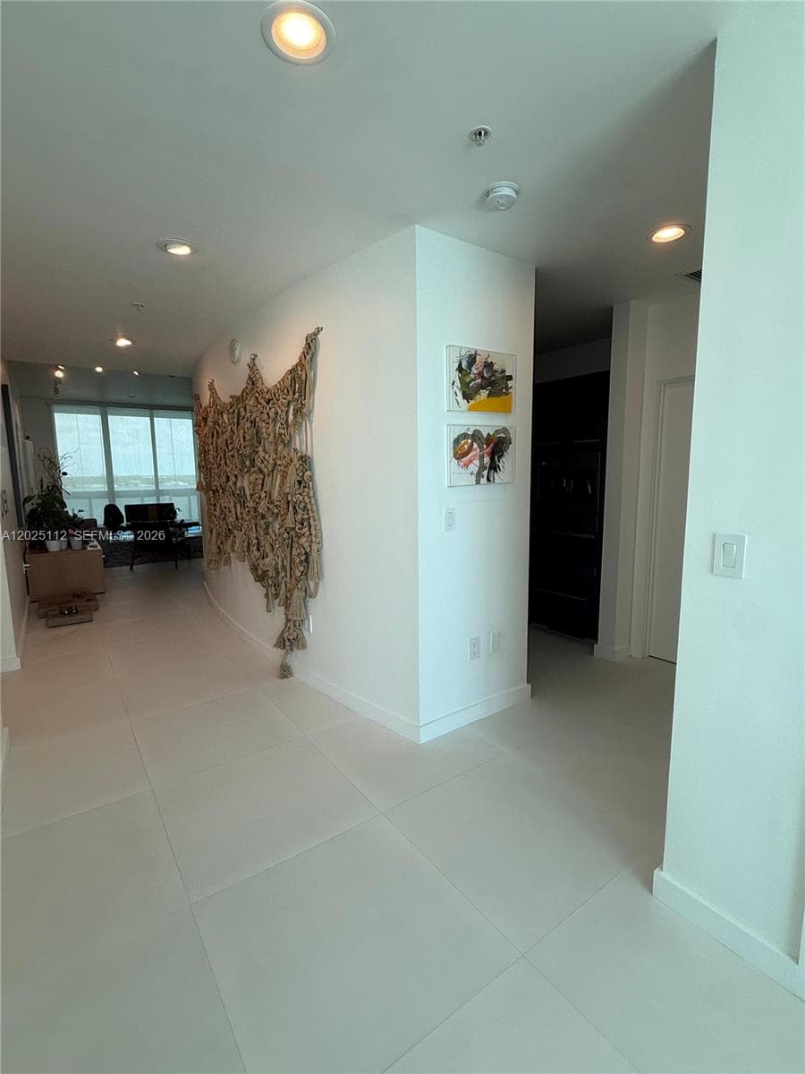 7928 East Dr # 904, North Bay Village, FL 33141 photo 3