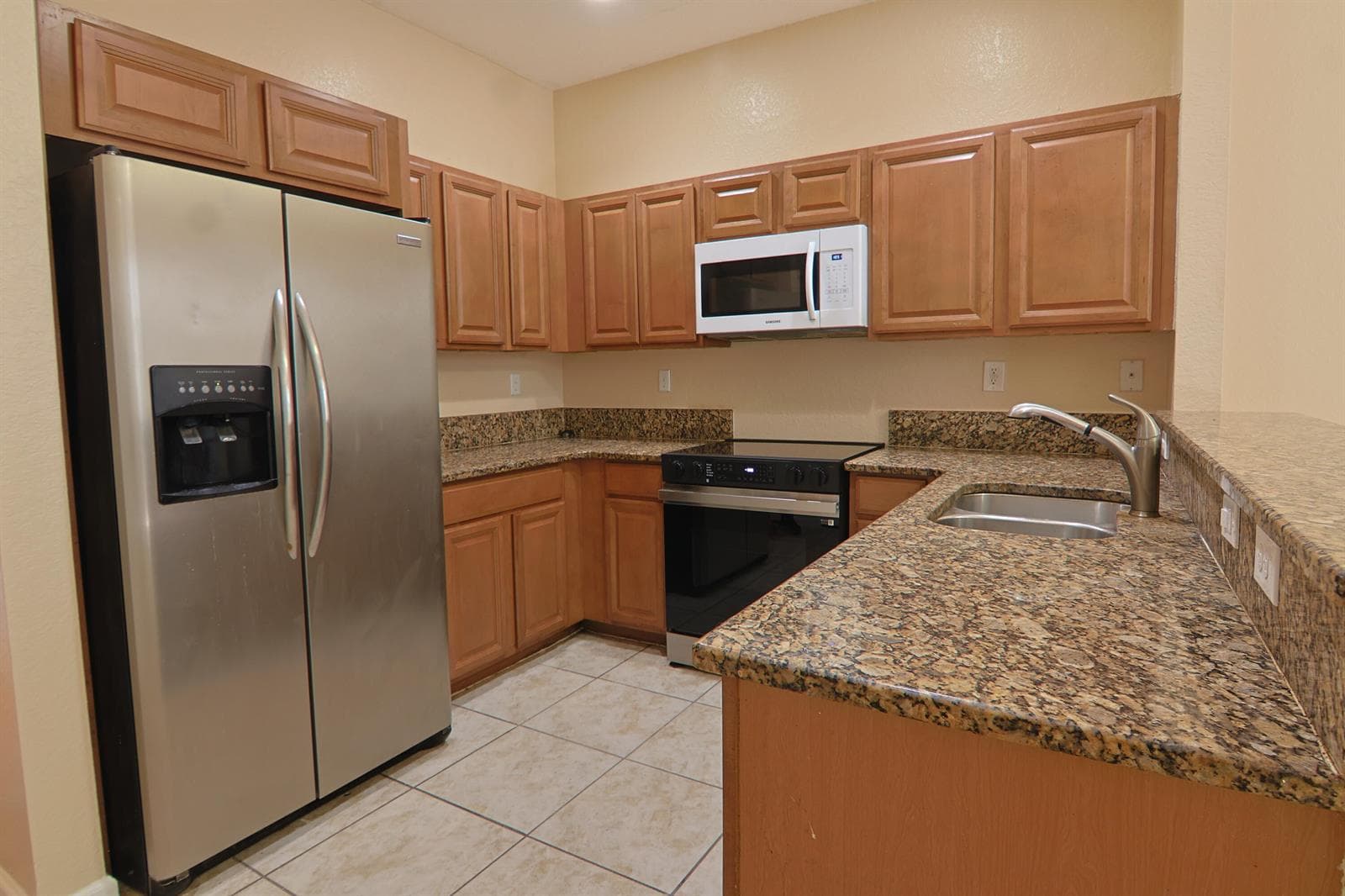 21211 NW 14th Place # 3-27, Miami Gardens, FL 33169 photo 3