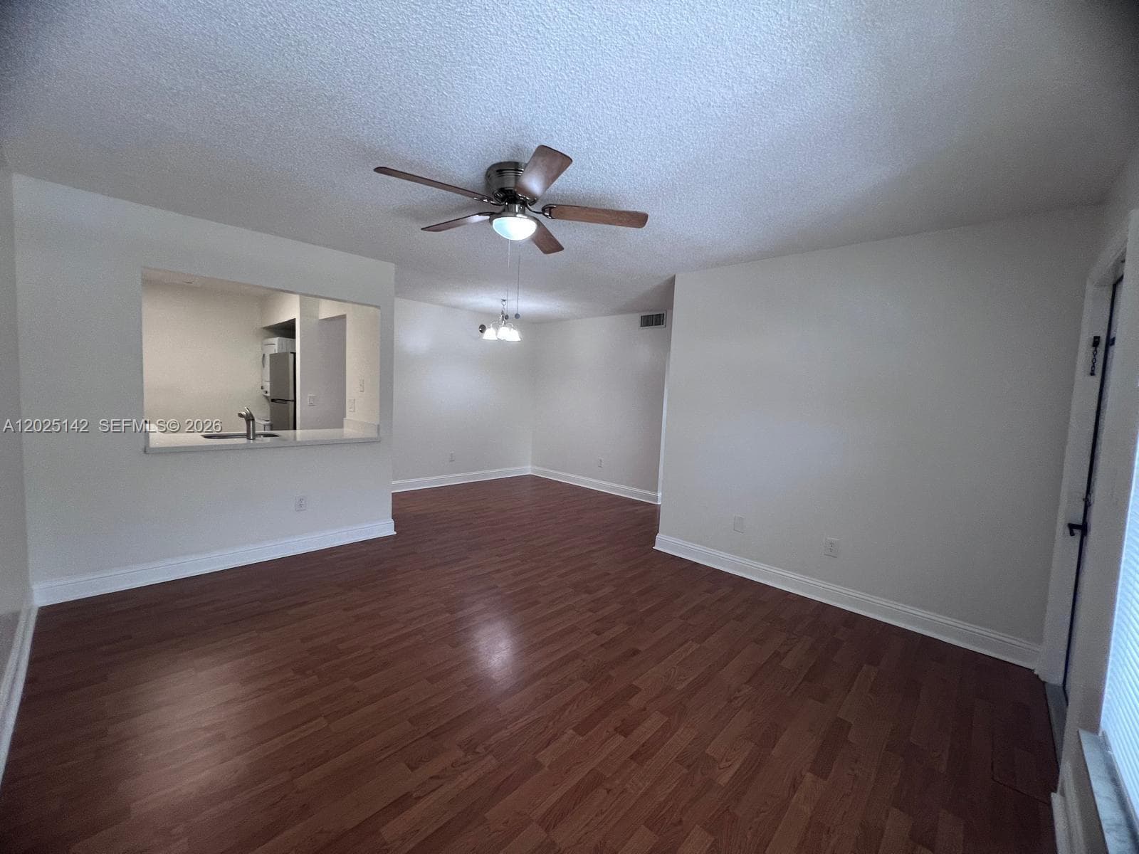 2570 W 67th Pl # 21-2, Hialeah, FL 33016 photo 4