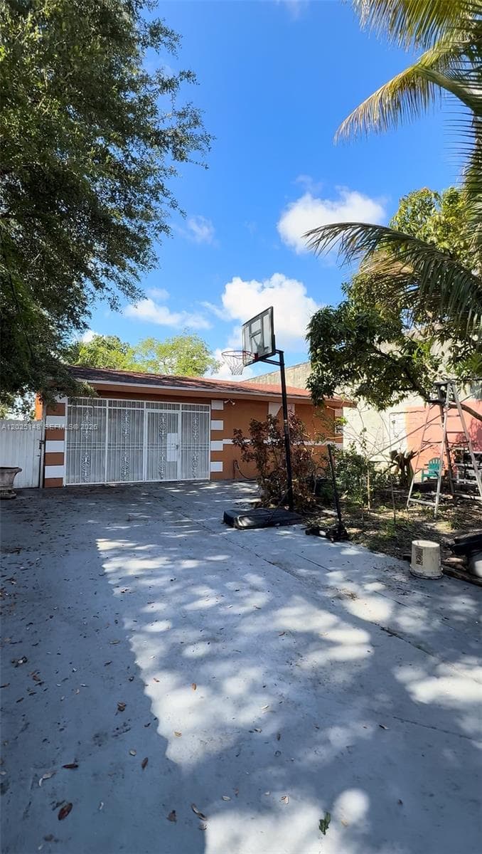 110 NW 52nd St, Miami, FL 33127 photo 2