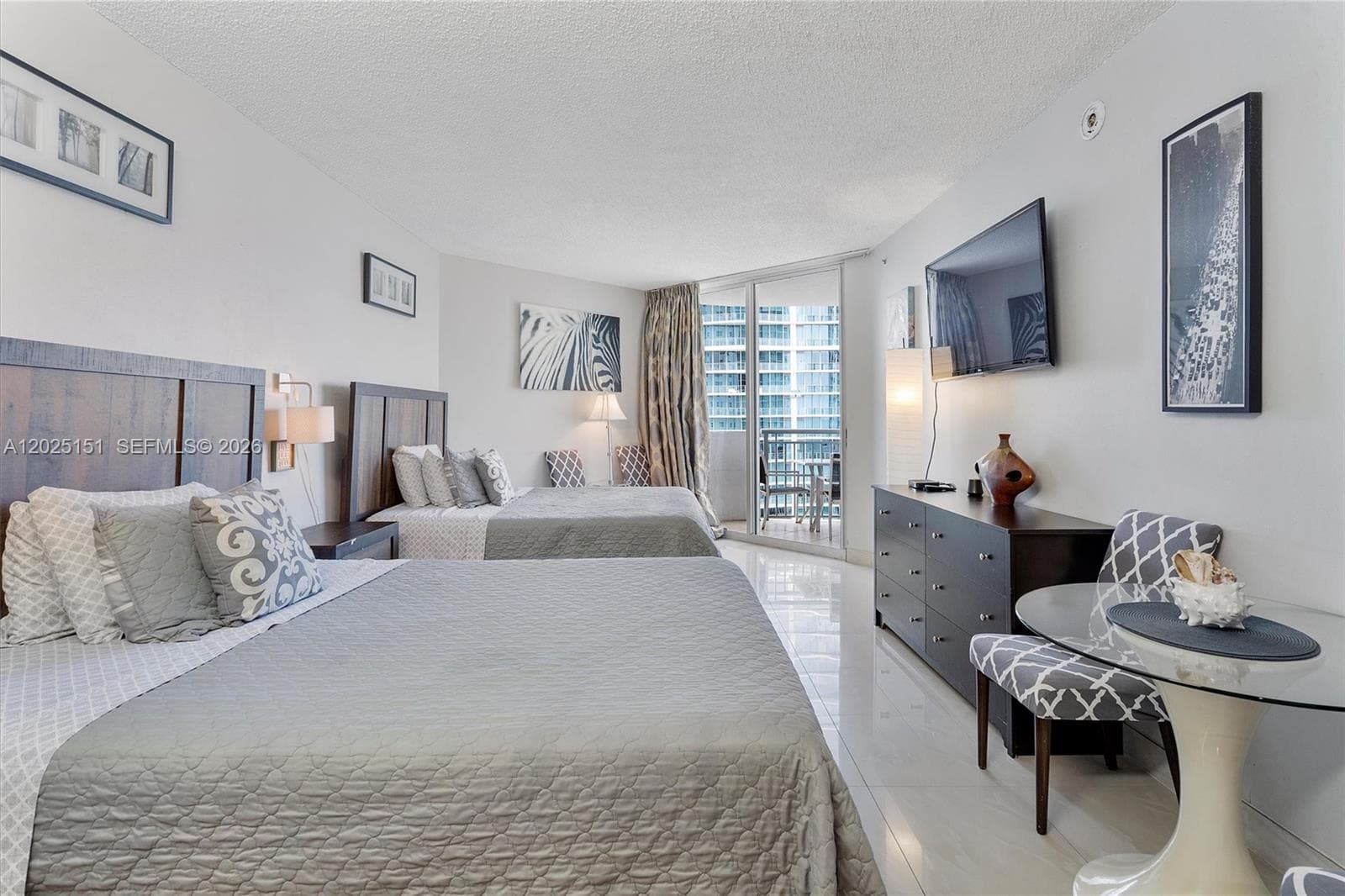 17375 Collins Ave # 1507, Sunny Isles Beach, FL 33160 photo 2