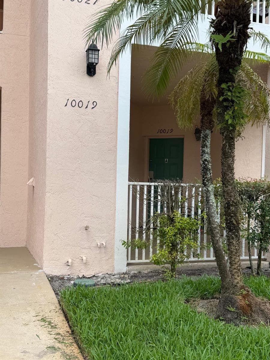 10019 Perfect Drive, Port St. Lucie, FL 34986 photo 2