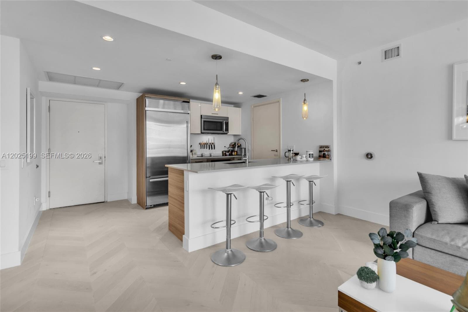 1300 Brickell Bay Dr # 3408, Miami, FL 33131 photo 3