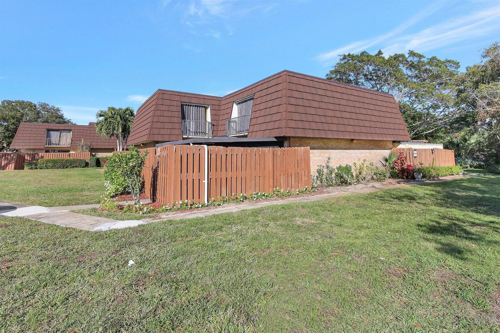 5852 SE Riverboat Drive # 321, Stuart, FL 34997 photo 3