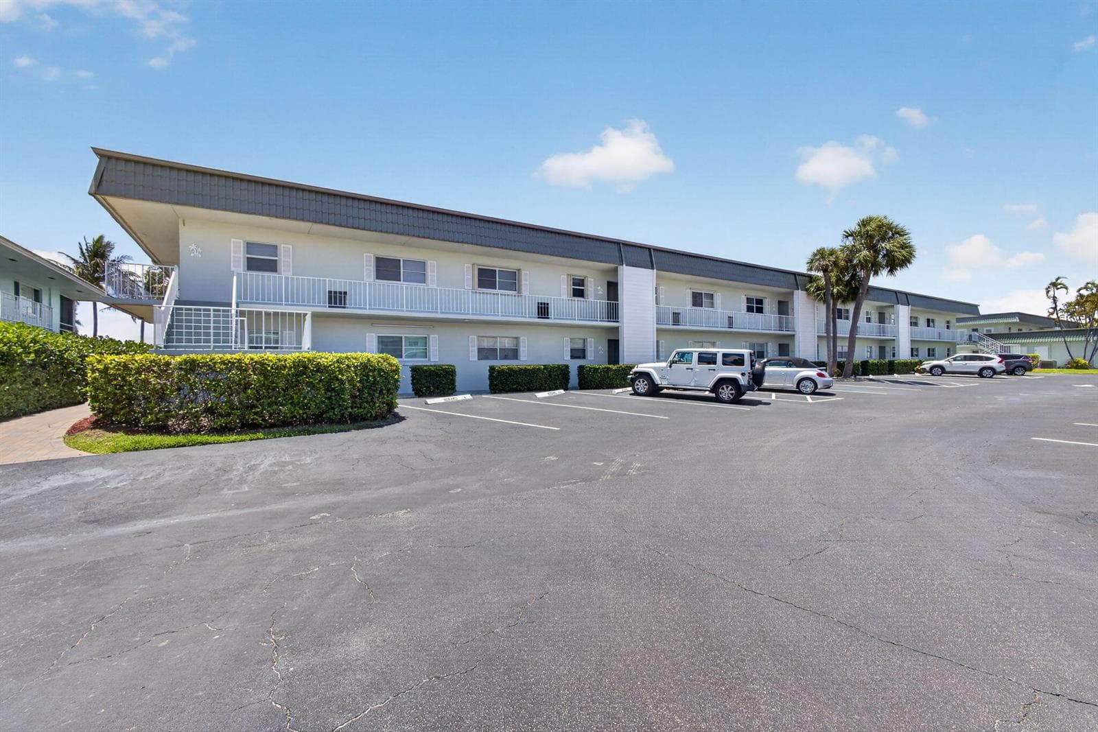 110 Wettaw Lane # 202, North Palm Beach, FL 33408 photo 3