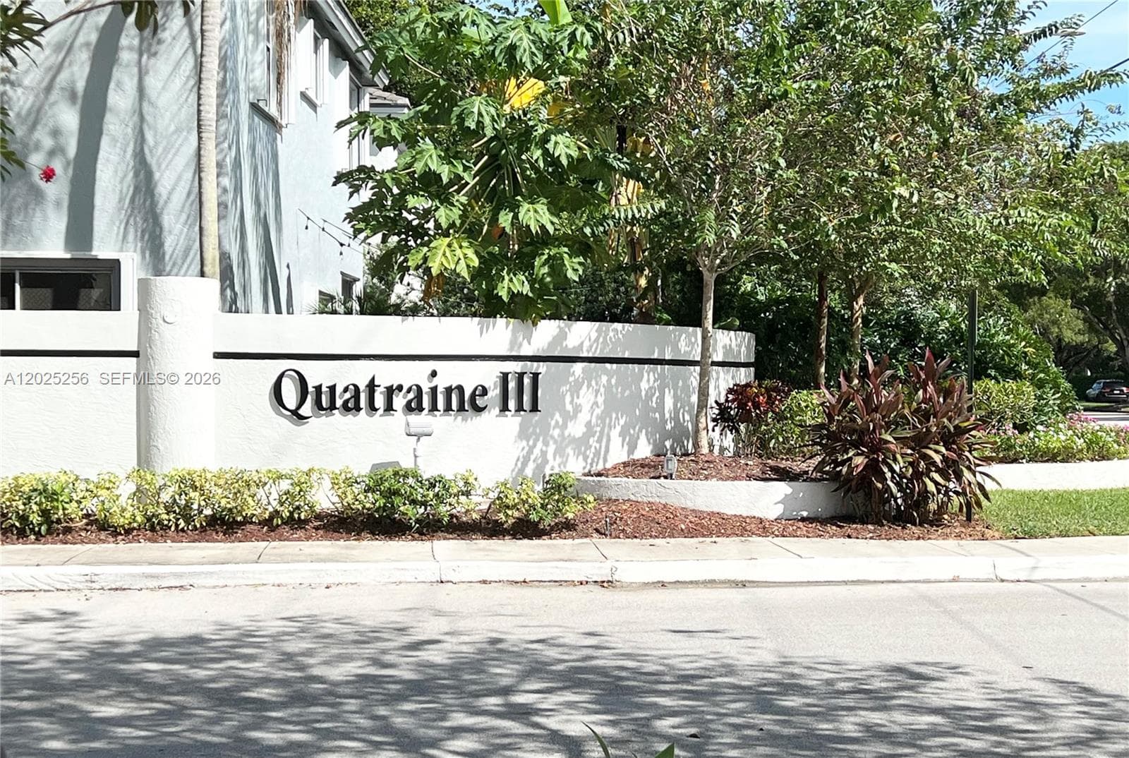9832 NW 9th Ct, Plantation, FL 33324 photo 2