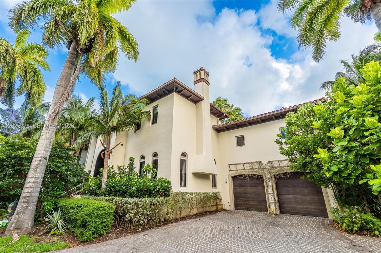 760 S Mashta Dr, Key Biscayne, FL 33149 photo 3