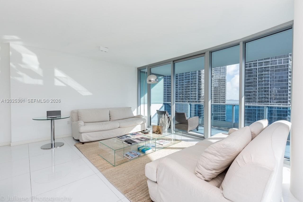 200 Biscayne Boulevard Way # 3102, Miami, FL 33131 photo 5