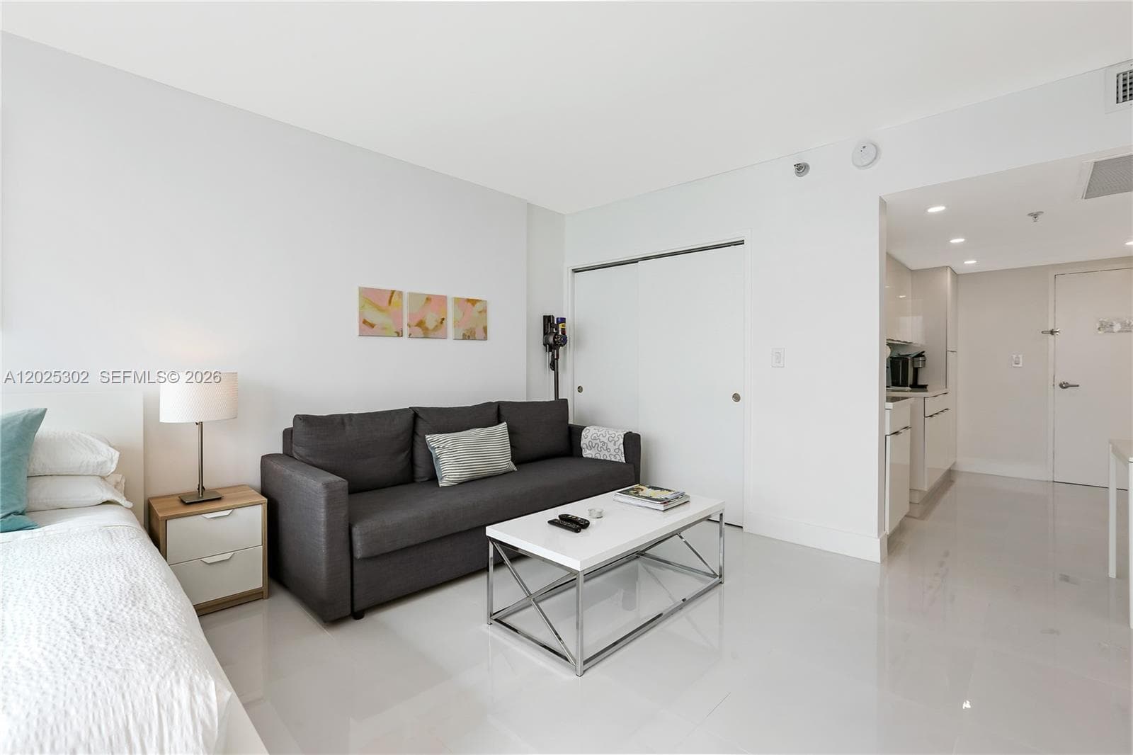 5445 Collins Ave # 1203, Miami Beach, FL 33140 photo 3