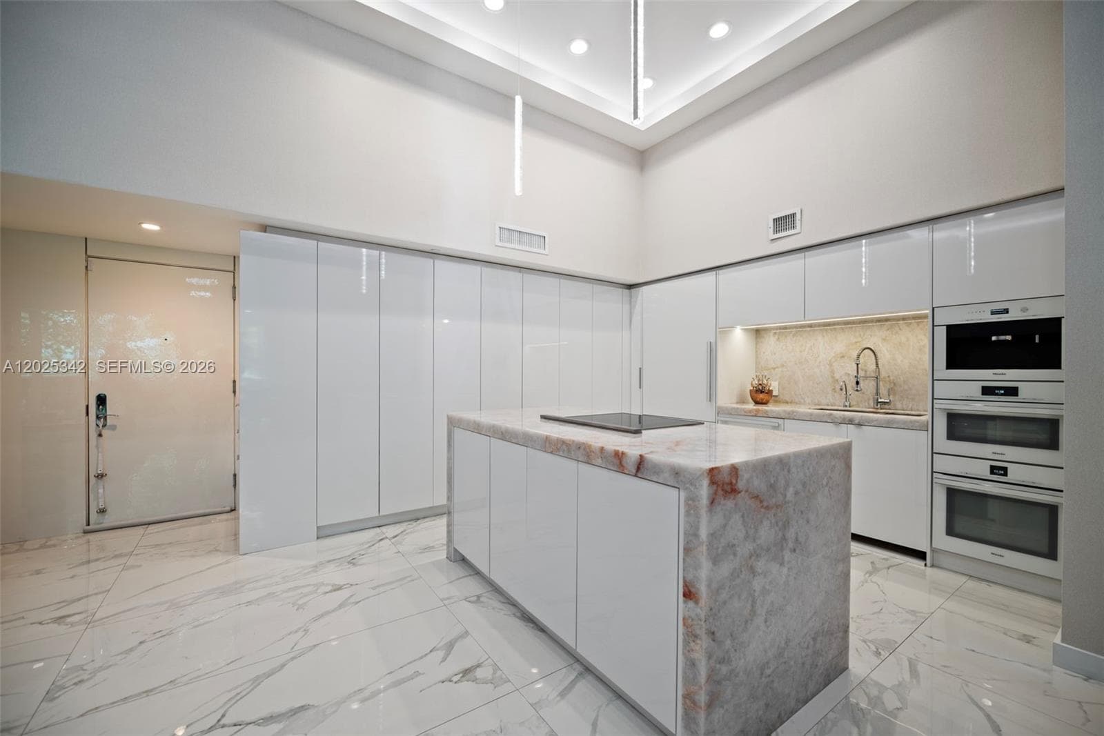 1800 S Ocean Dr # 310, Hallandale Beach, FL 33009 photo 4