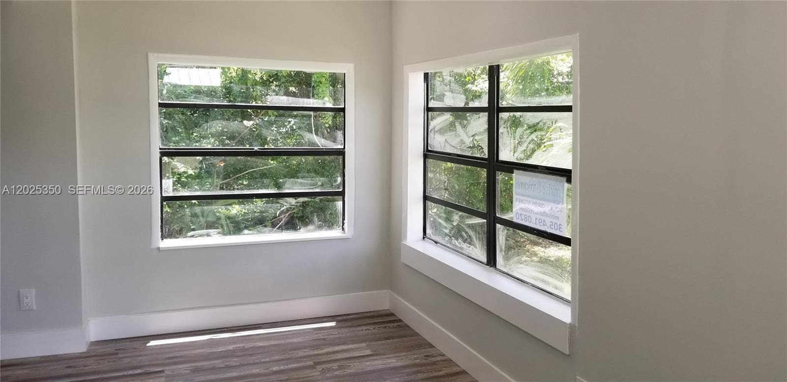 2465 NE 184th St, North Miami Beach, FL 33160 photo 2