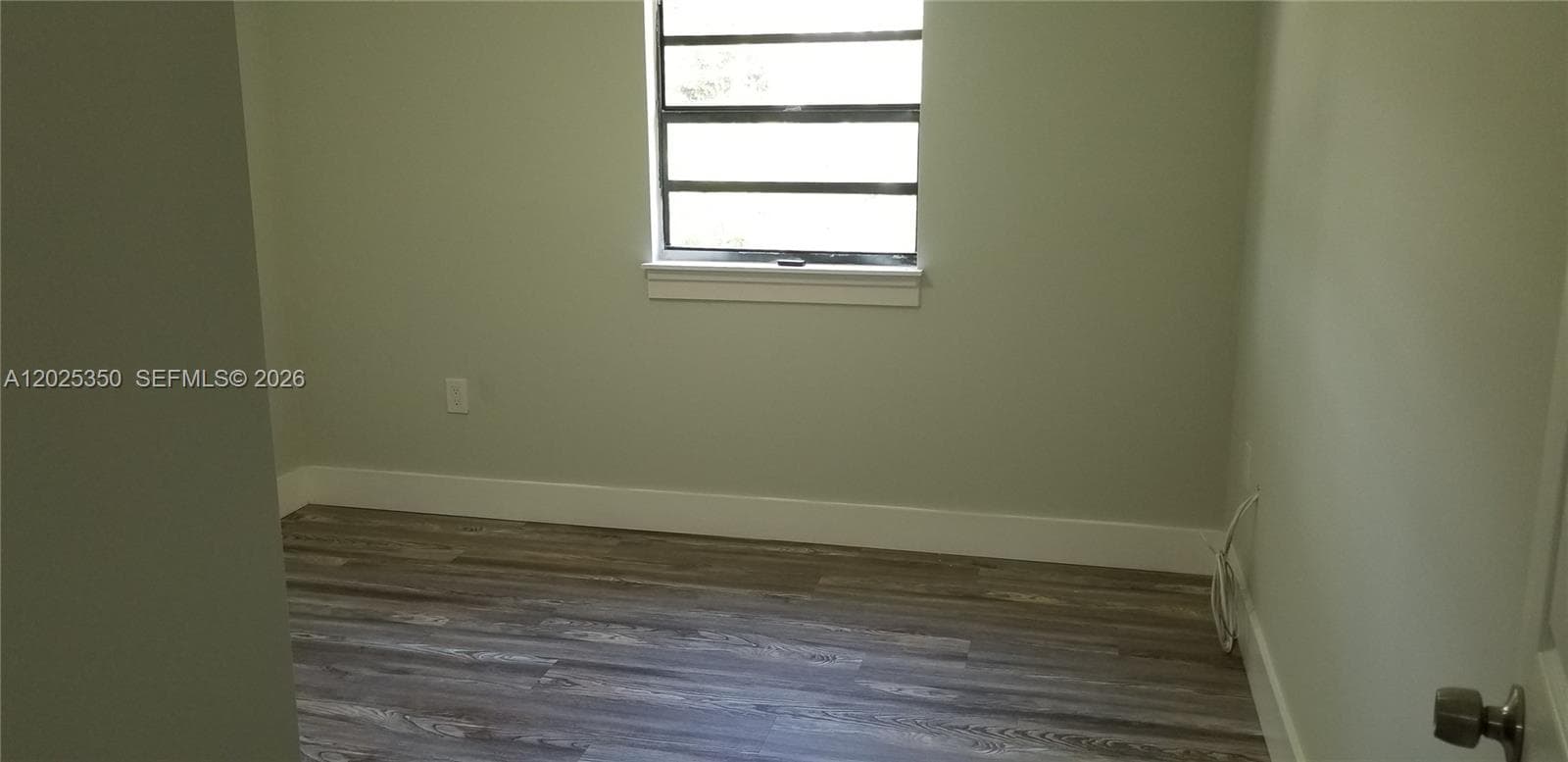 2465 NE 184th St, North Miami Beach, FL 33160 photo 5