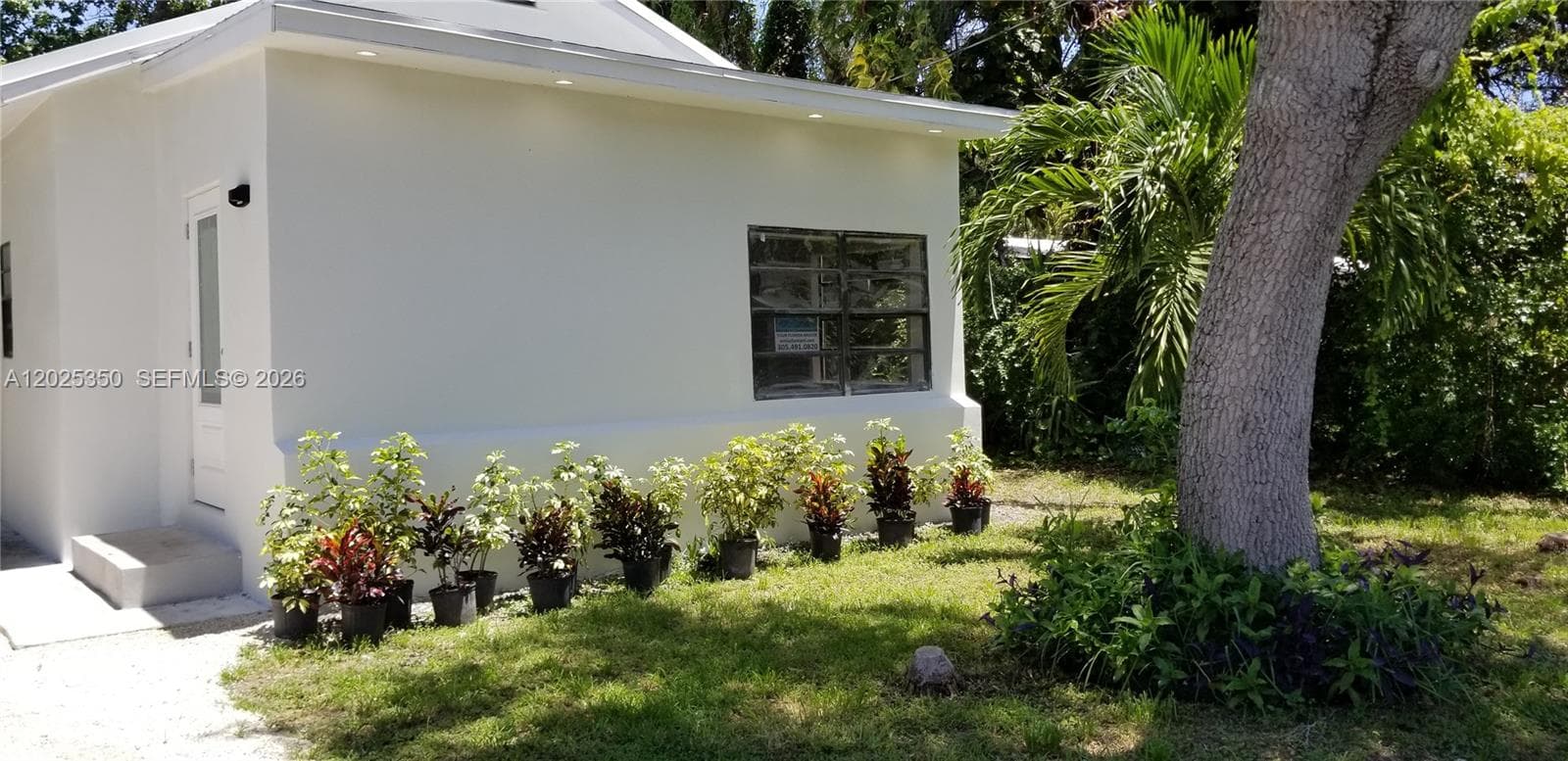 2465 NE 184th St, North Miami Beach, FL 33160 photo 4