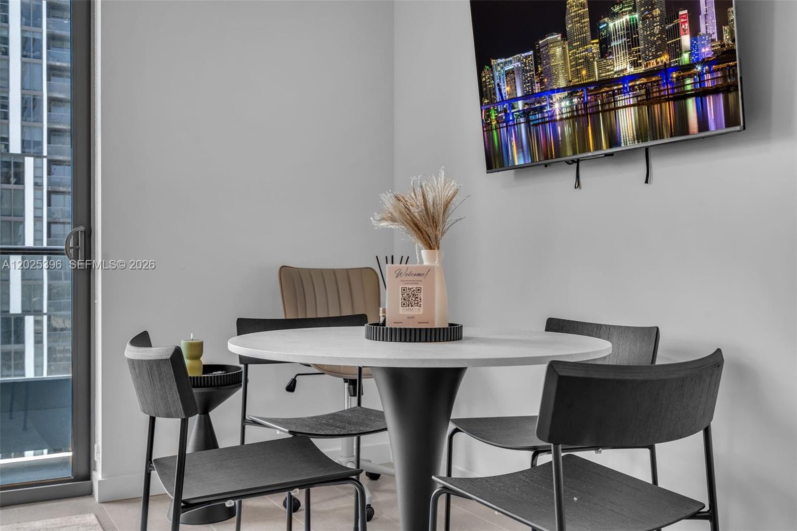 121 NE 5th St # 2107, Miami, FL 33132 photo 3