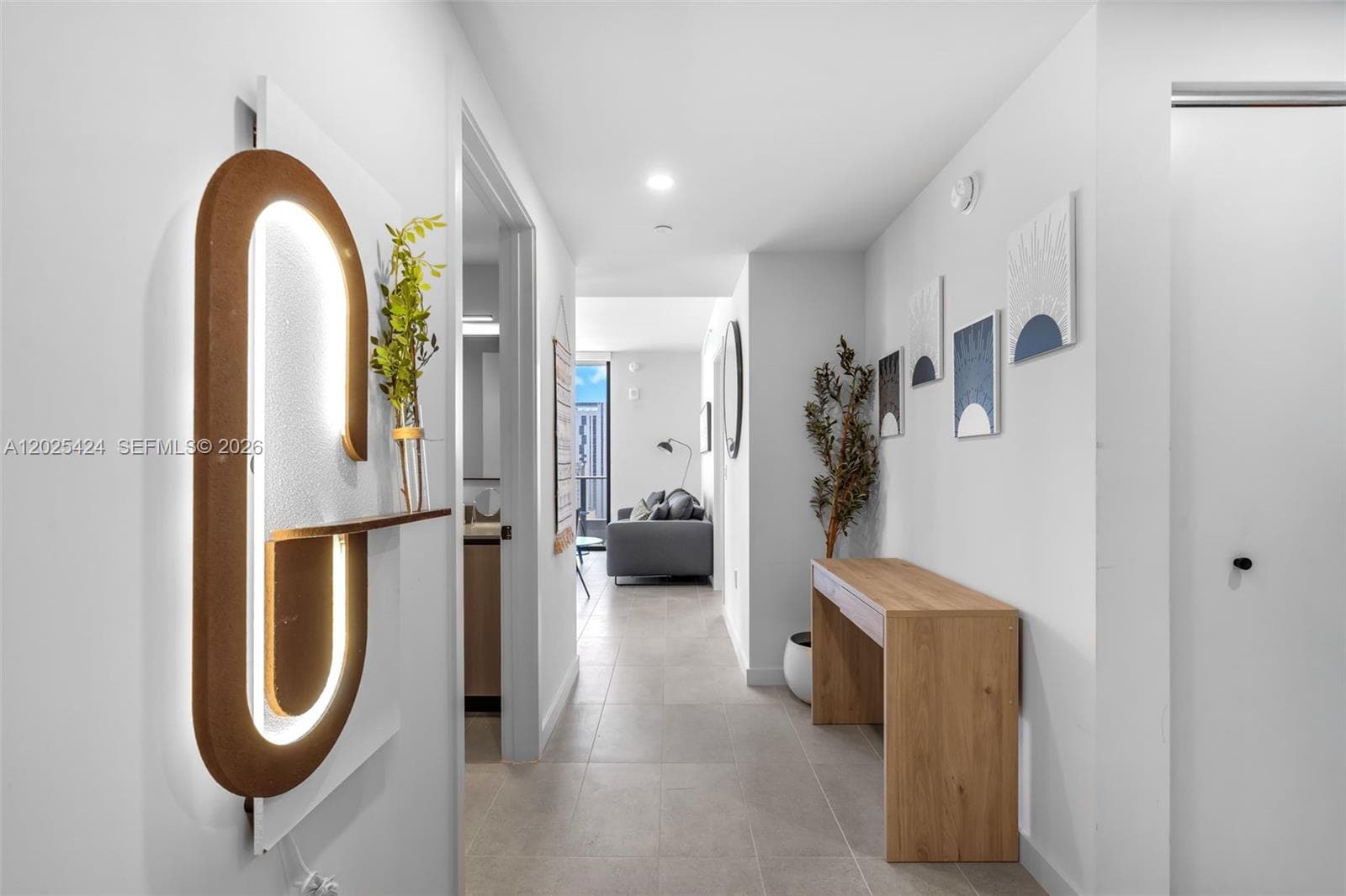 121 NE 5th St # 2301, Miami, FL 33132 photo 3