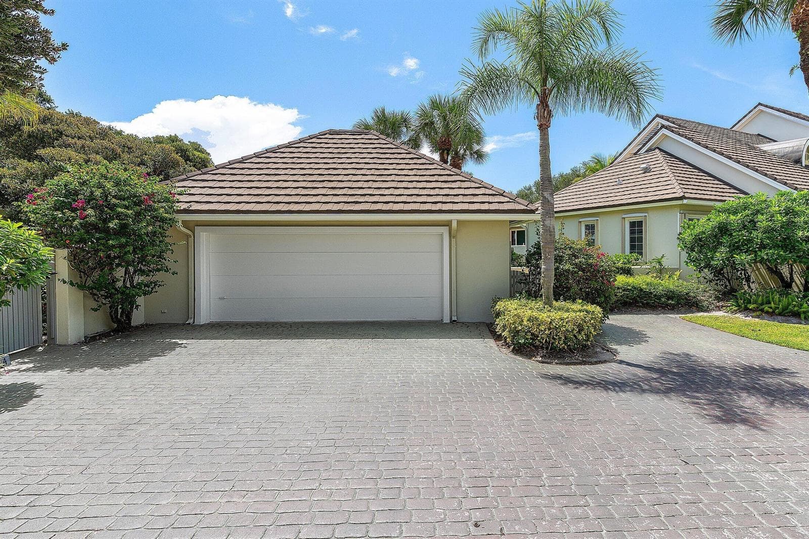 2584 Muirfield Court, Wellington, FL 33414 photo 2