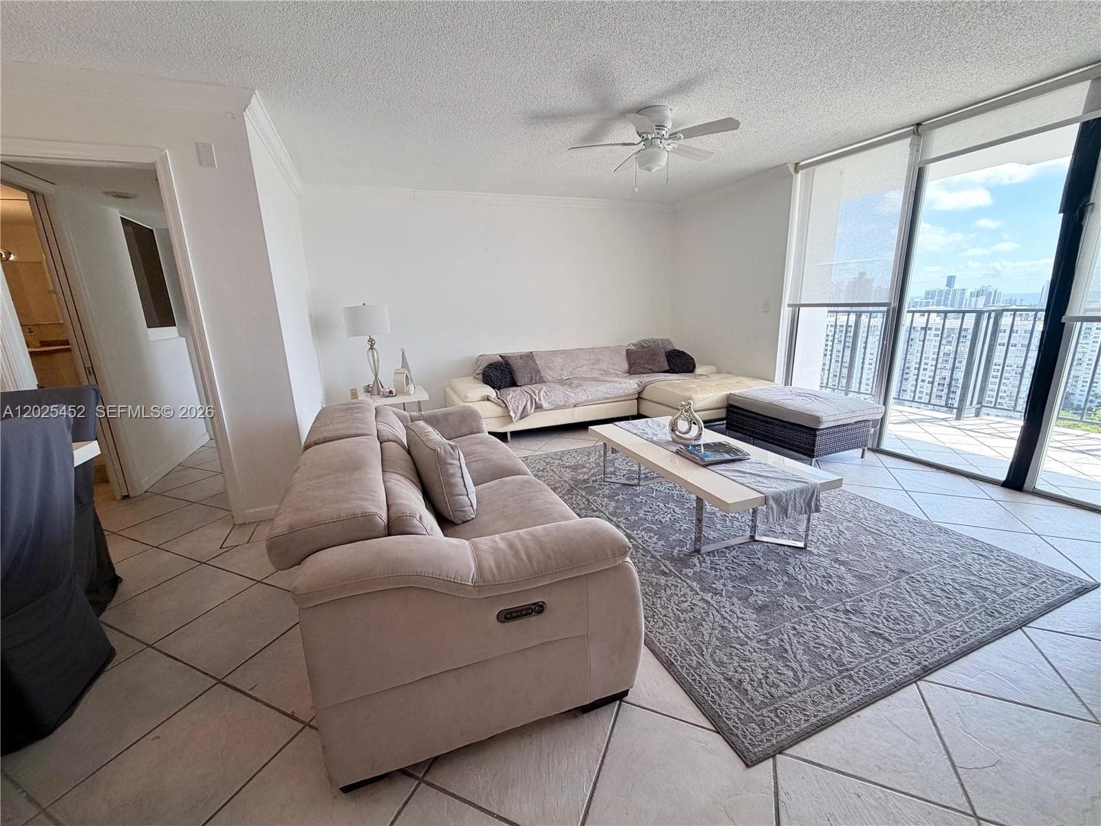 2750 NE 183rd St # PH10, Aventura, FL 33160 photo 2
