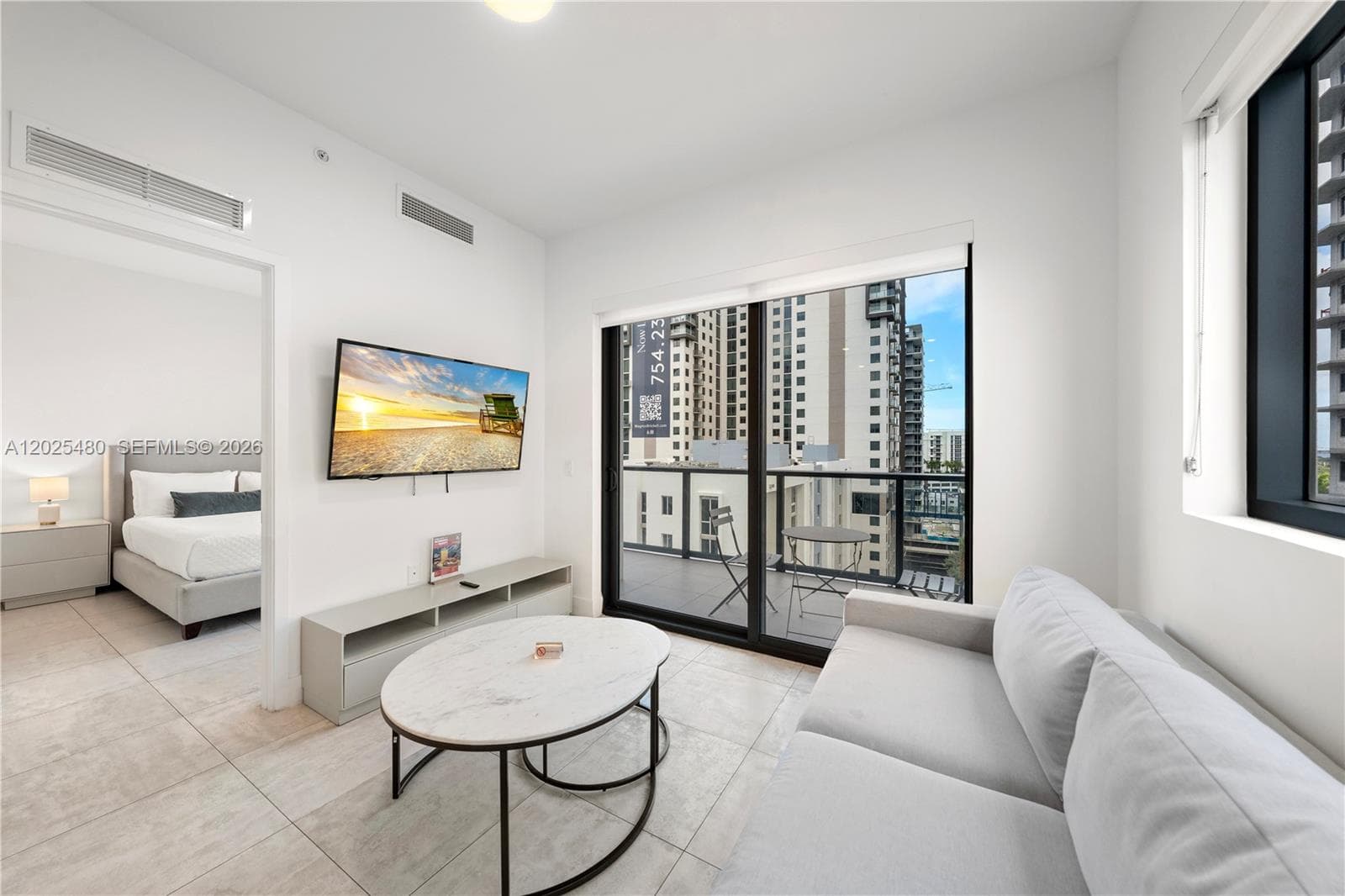 239 SW 9th St # 1202, Miami, FL 33130 photo 2