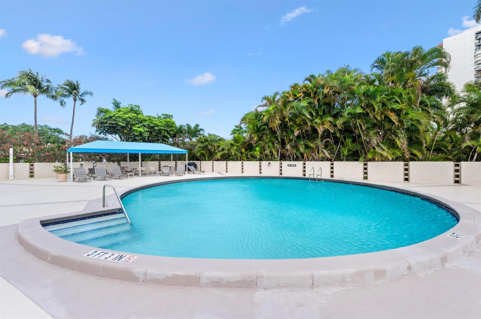 2400 Presidential Way # 1006, West Palm Beach, FL 33401 photo 2