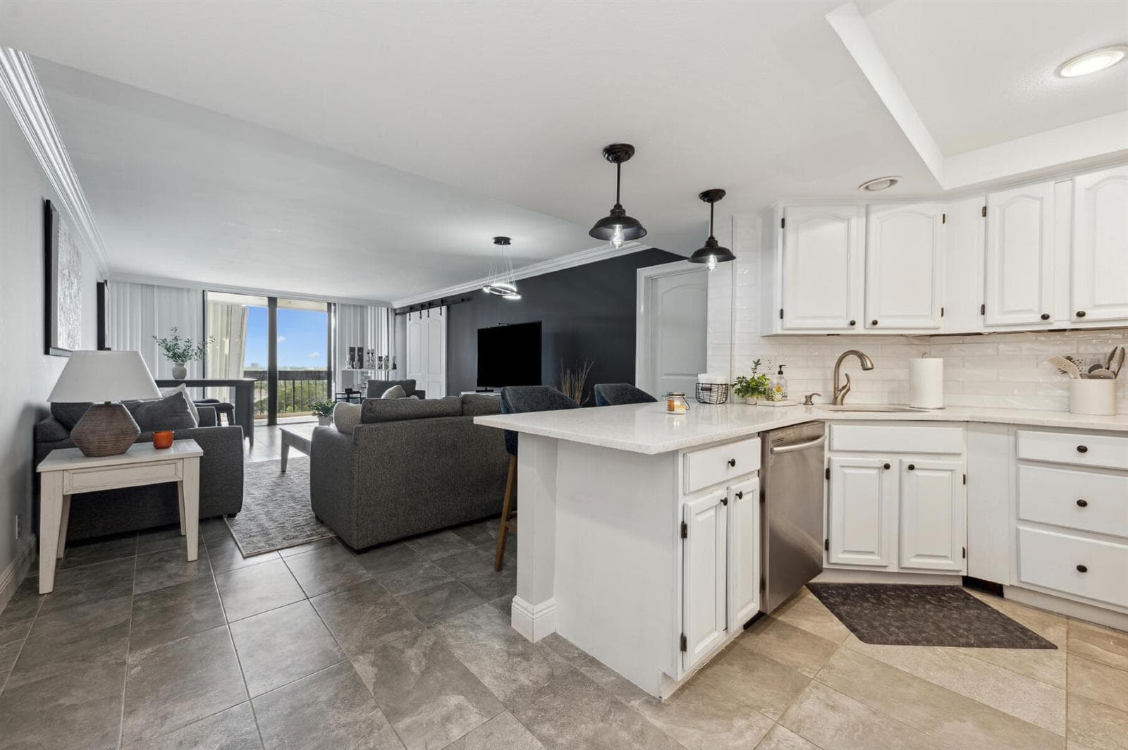 2400 Presidential Way # 1006, West Palm Beach, FL 33401 photo 3