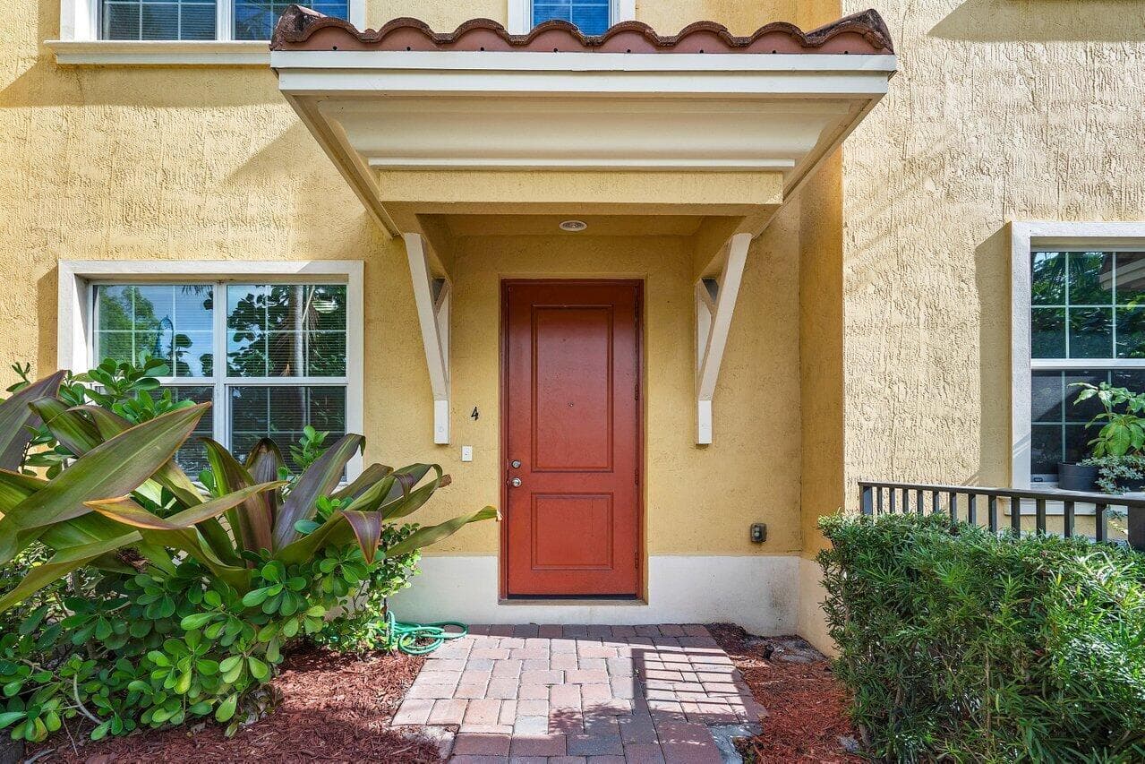 224 S Federal Highway # 4, FL 33460 photo 4