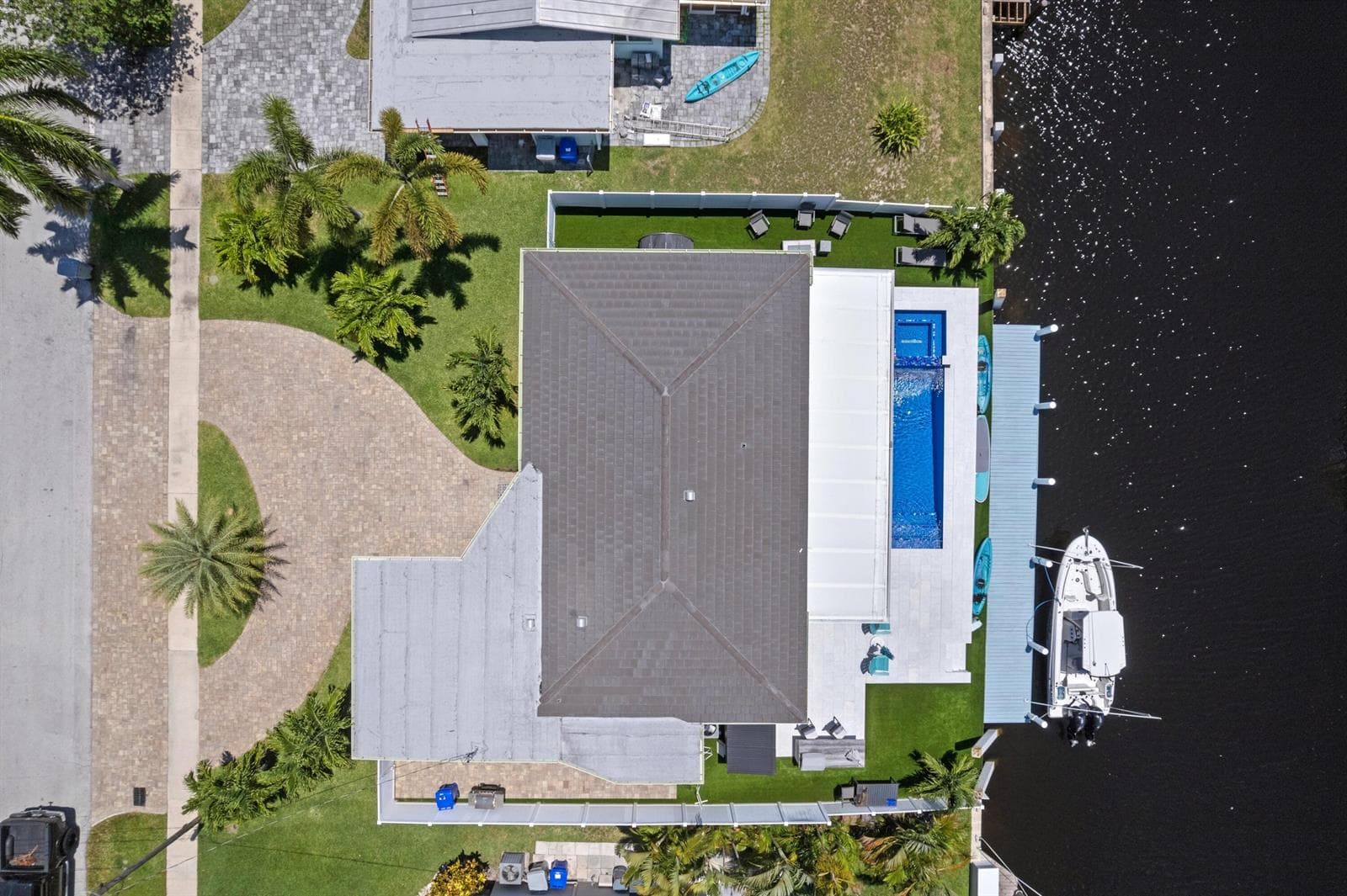 160 SE 12th Court, Pompano Beach, FL 33060 photo 4