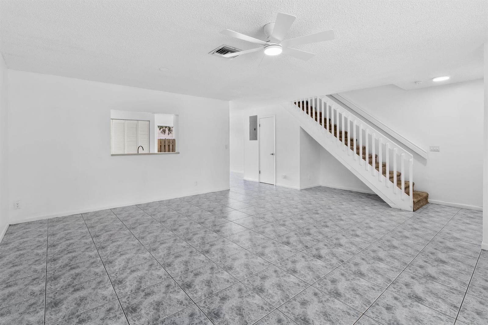 12212 NW 36th Place, Sunrise, FL 33323 photo 2