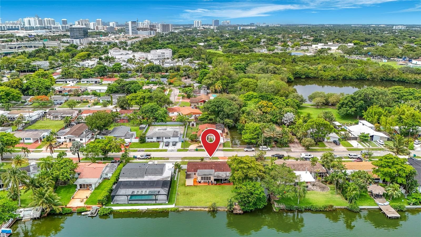 2501 NE 209th Ter, Miami, FL 33180 photo 4