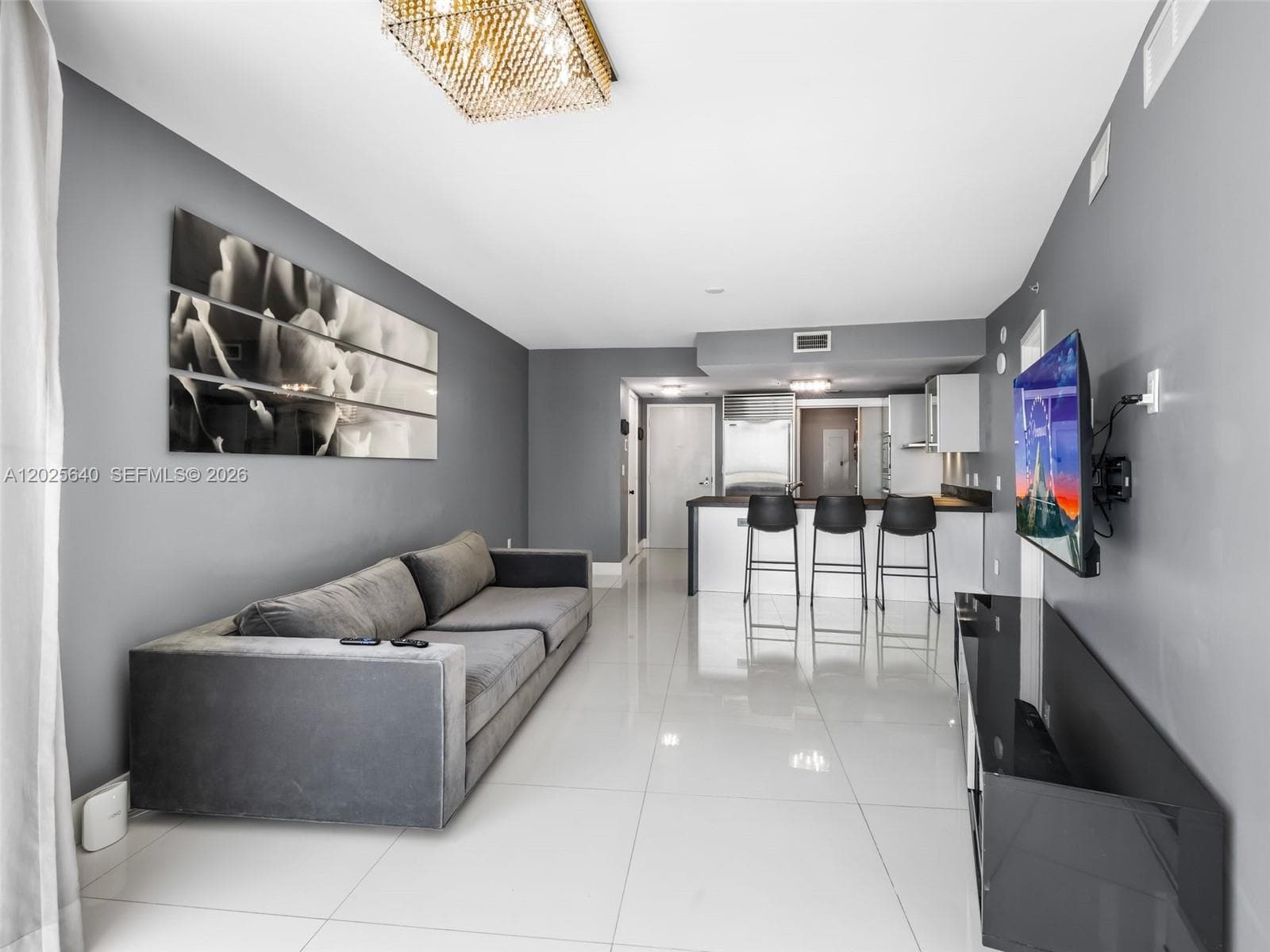 18201 Collins Ave # 5303, Sunny Isles Beach, FL 33160 photo 2