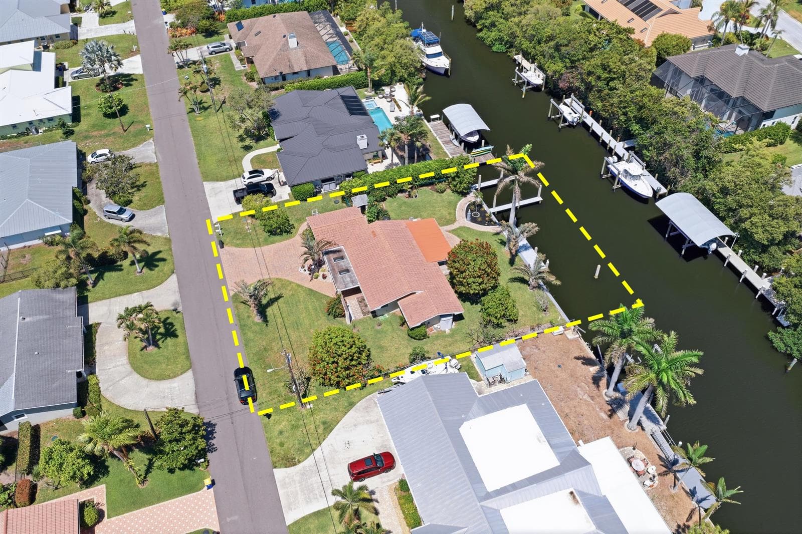 8455 SE Palm Street, Hobe Sound, FL 33455 photo 2
